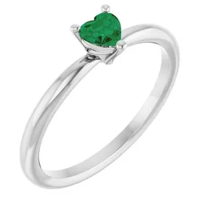 14K White Lab-Grown Emerald Heart Solitaire Ring