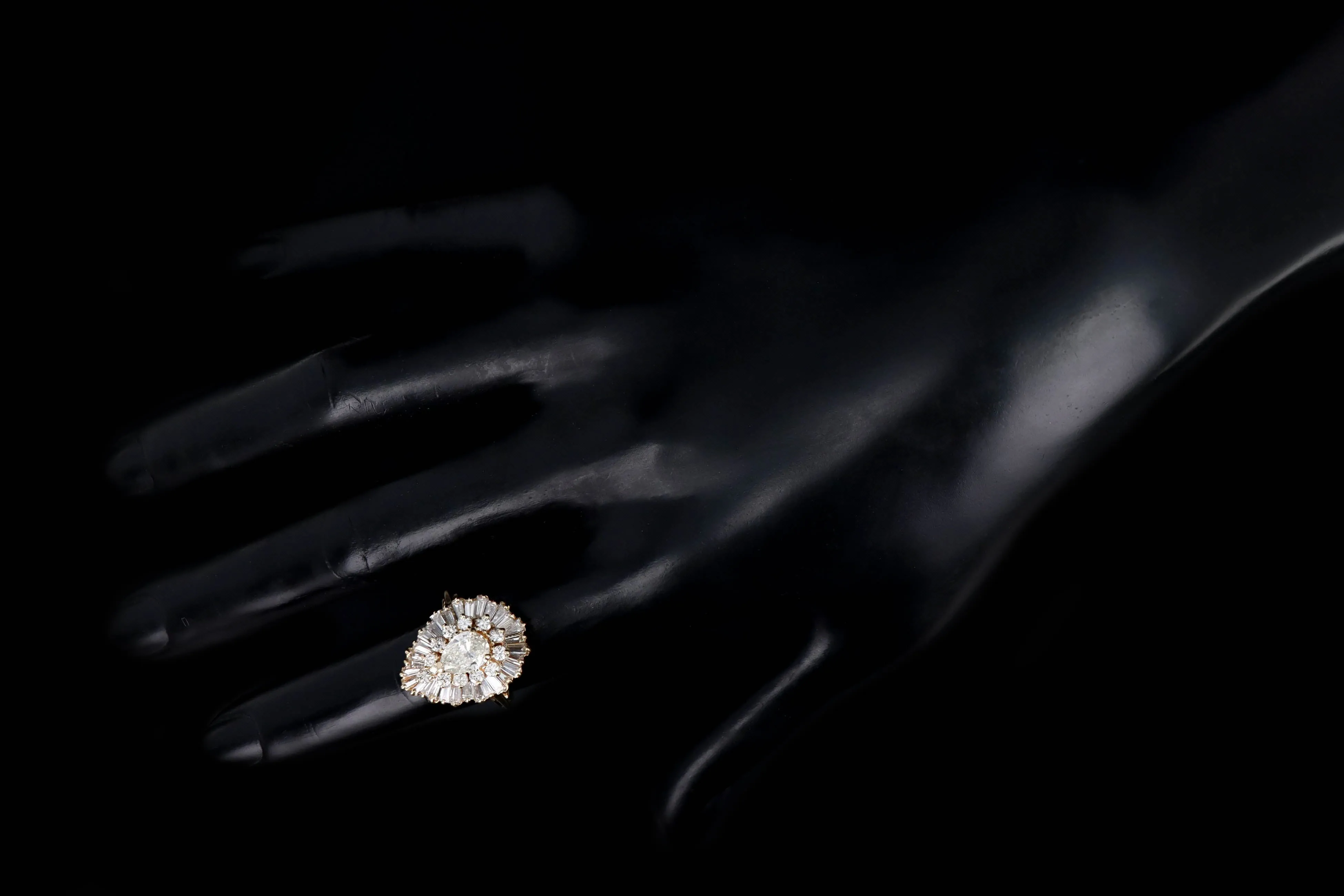 14K Yellow Gold 0.75 Carat Pear Cut Diamond Ballerina Halo Ring