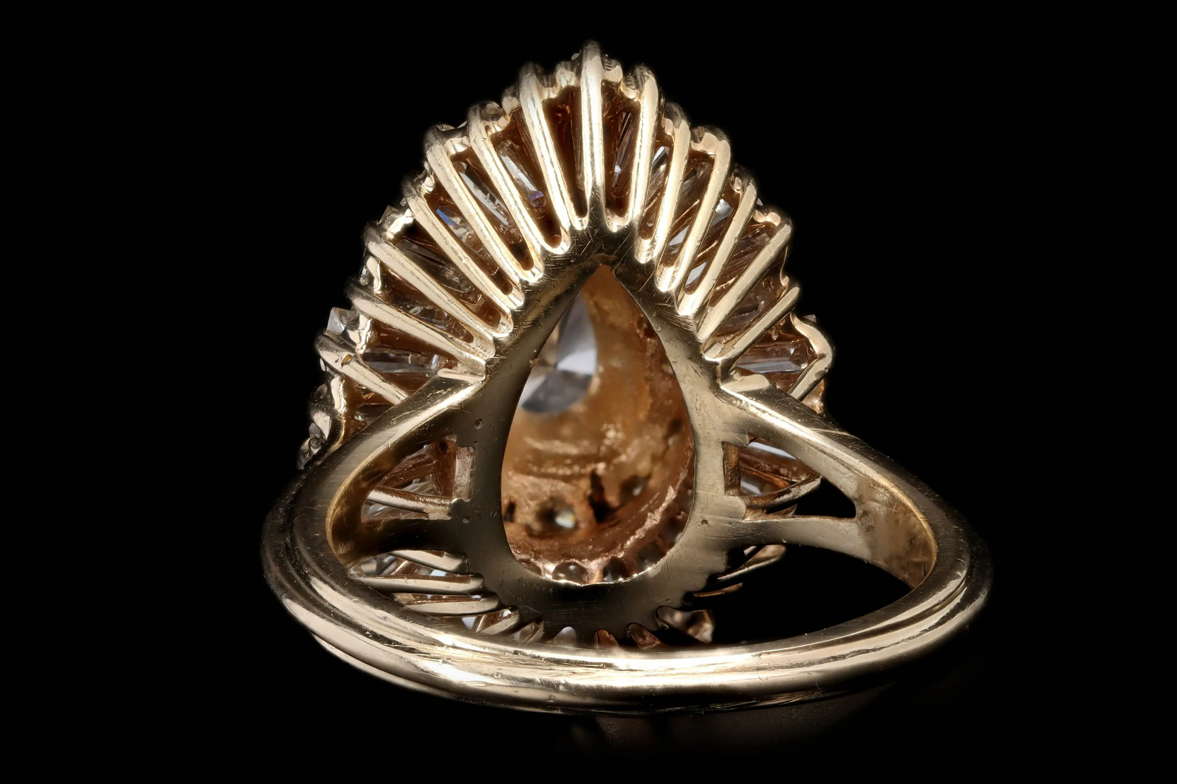 14K Yellow Gold 0.75 Carat Pear Cut Diamond Ballerina Halo Ring