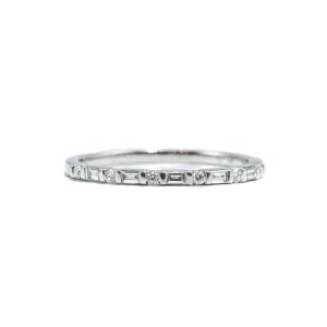 14kw Baguette & Round Bar-set Diamond Band