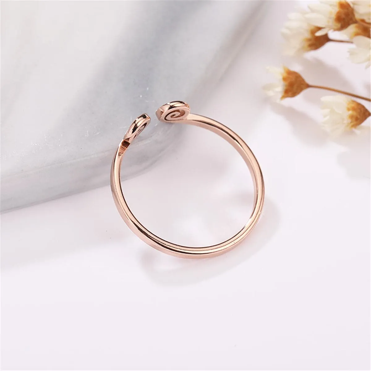 18K Rose Gold-Plated Swirl Band