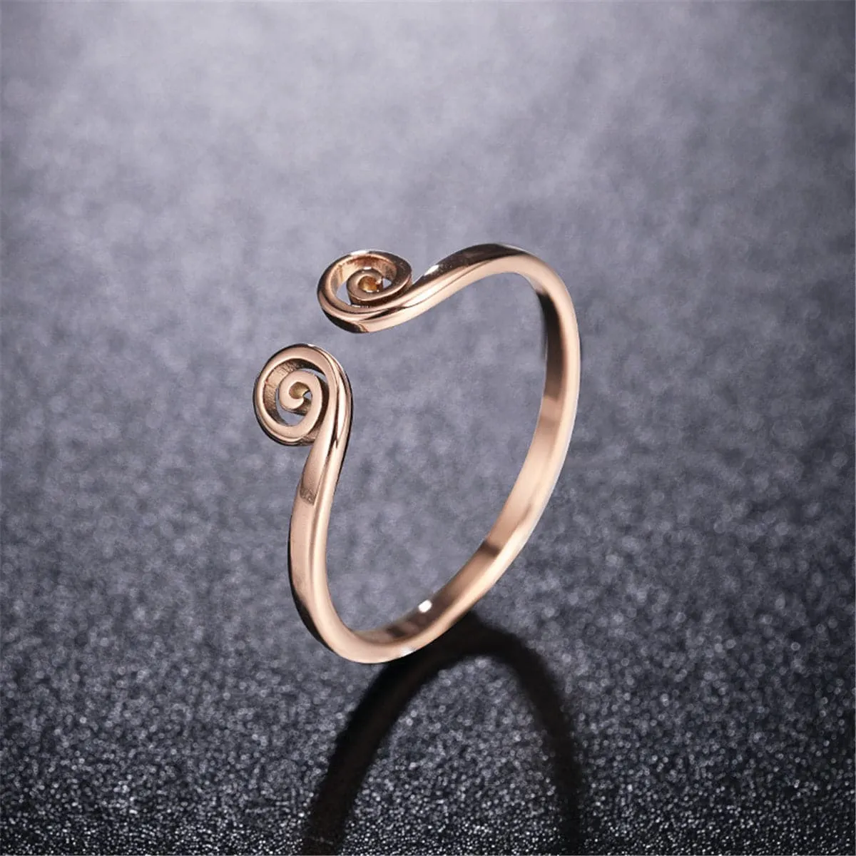 18K Rose Gold-Plated Swirl Band