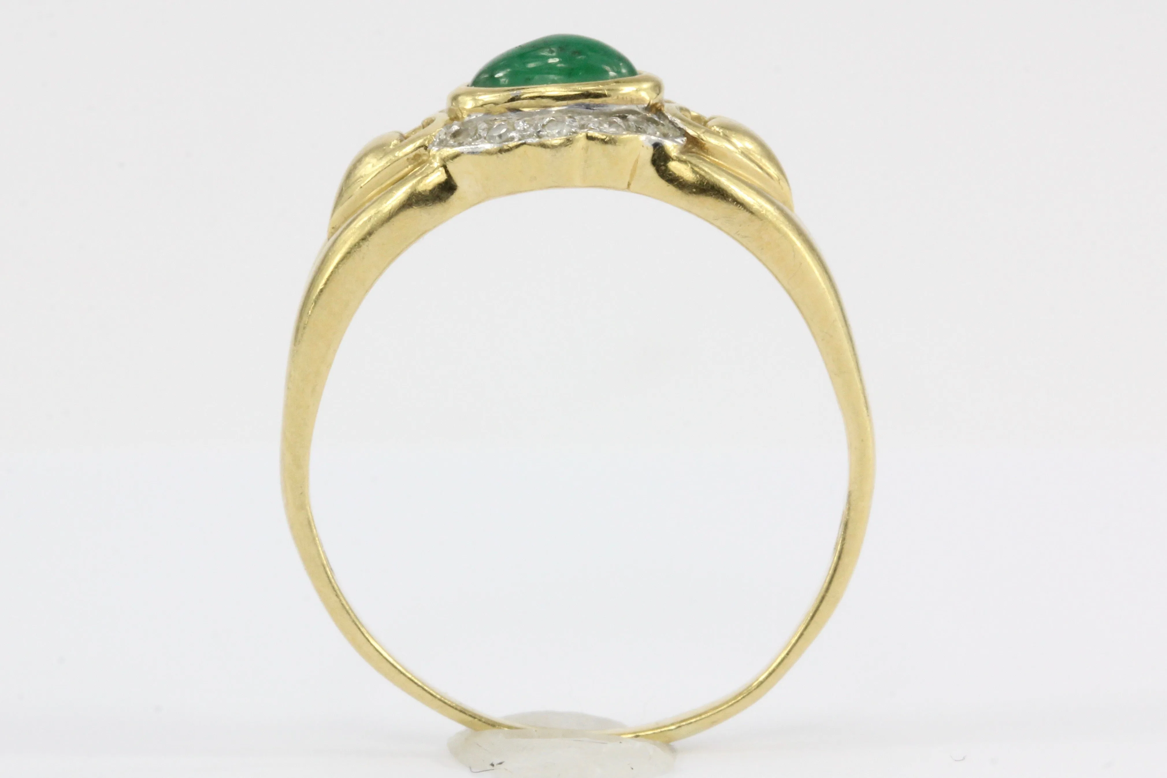 18K Yellow Gold Emerald and Diamond Ring with Heart Motif Size 8