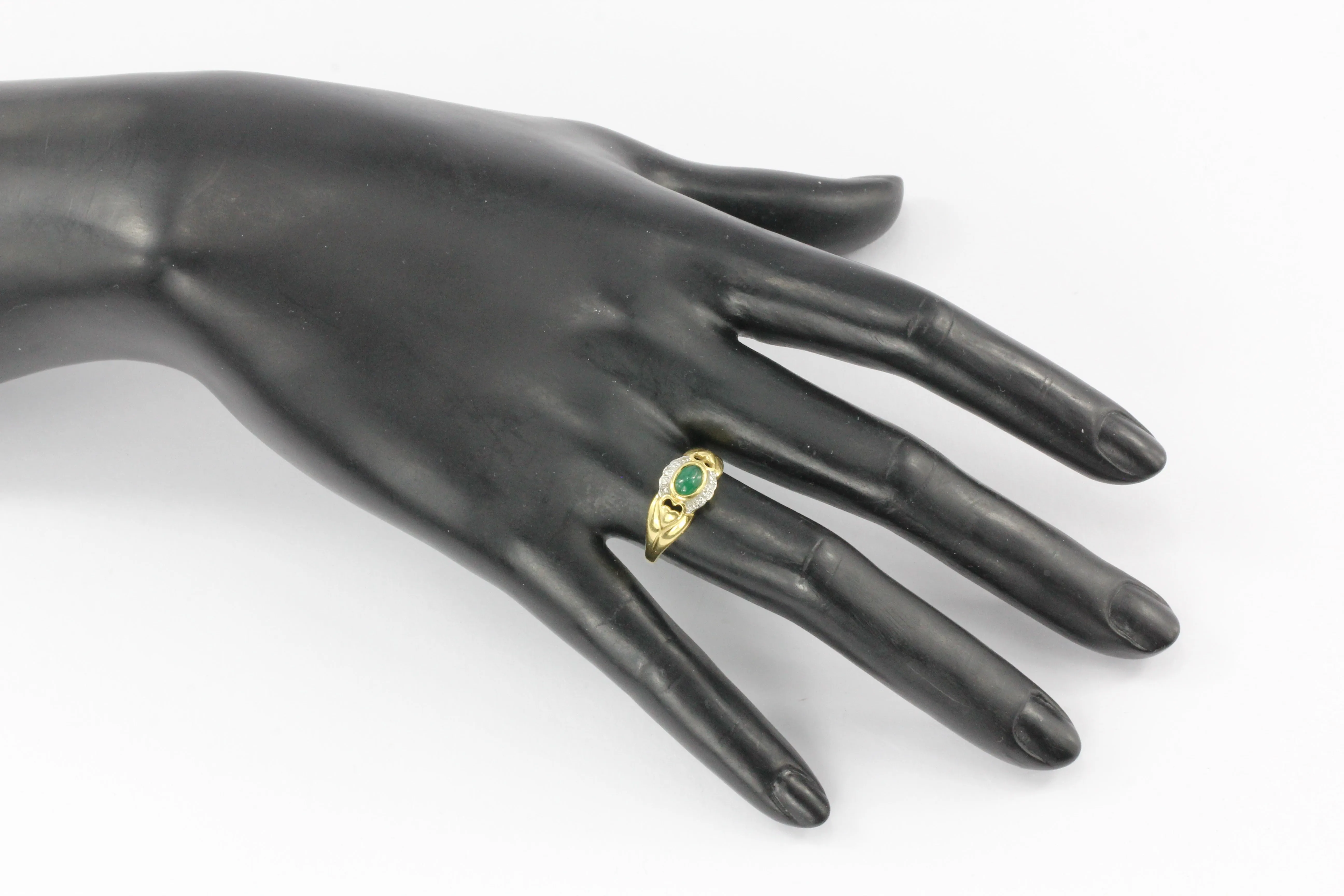 18K Yellow Gold Emerald and Diamond Ring with Heart Motif Size 8