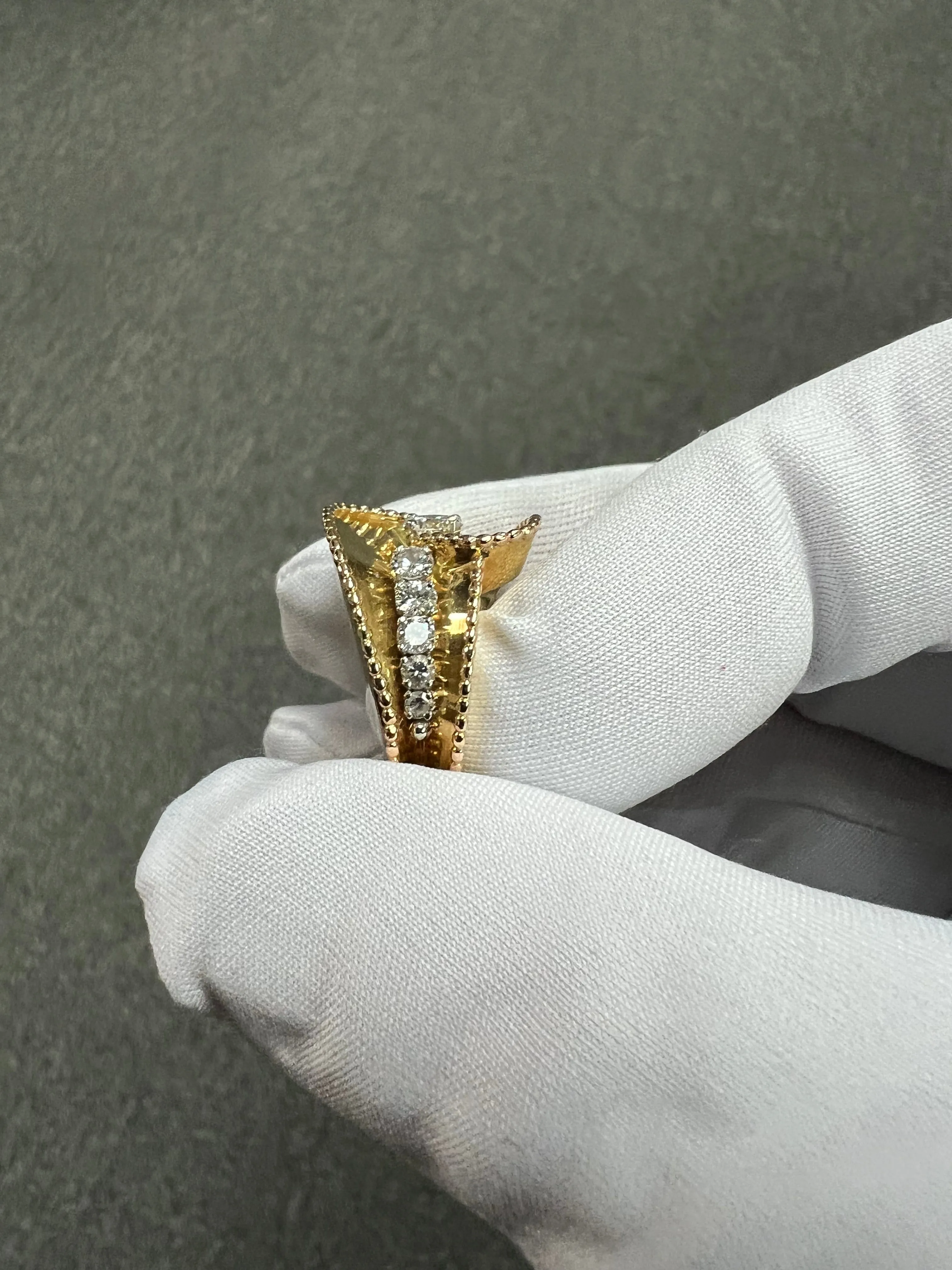 1940s Retro Diamond 18k Pink And Yellow Gold Ring