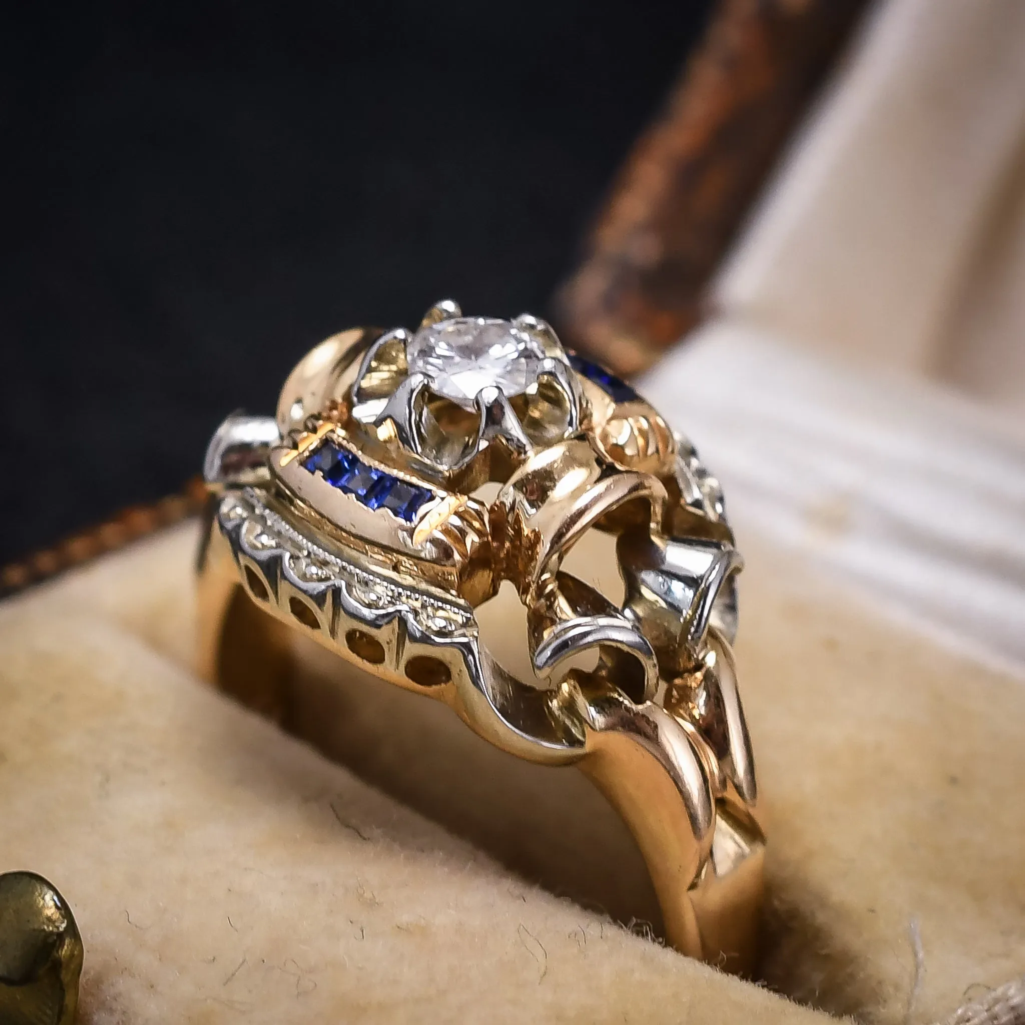 1940s Retro Diamond & Sapphire Cocktail Ring