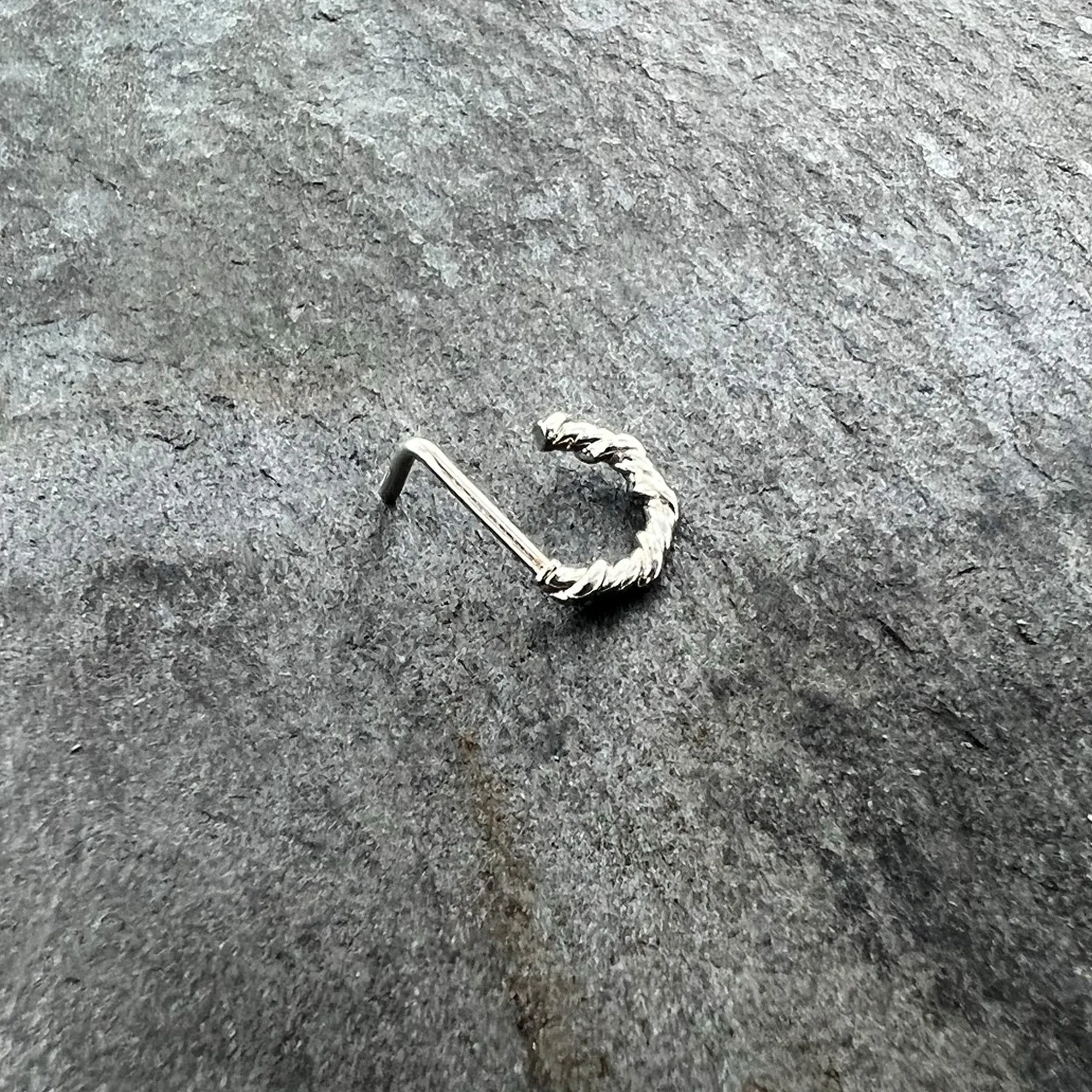 20 Gauge 1/4 Wicked Wire Faux Hoop L Shape Nose Ring