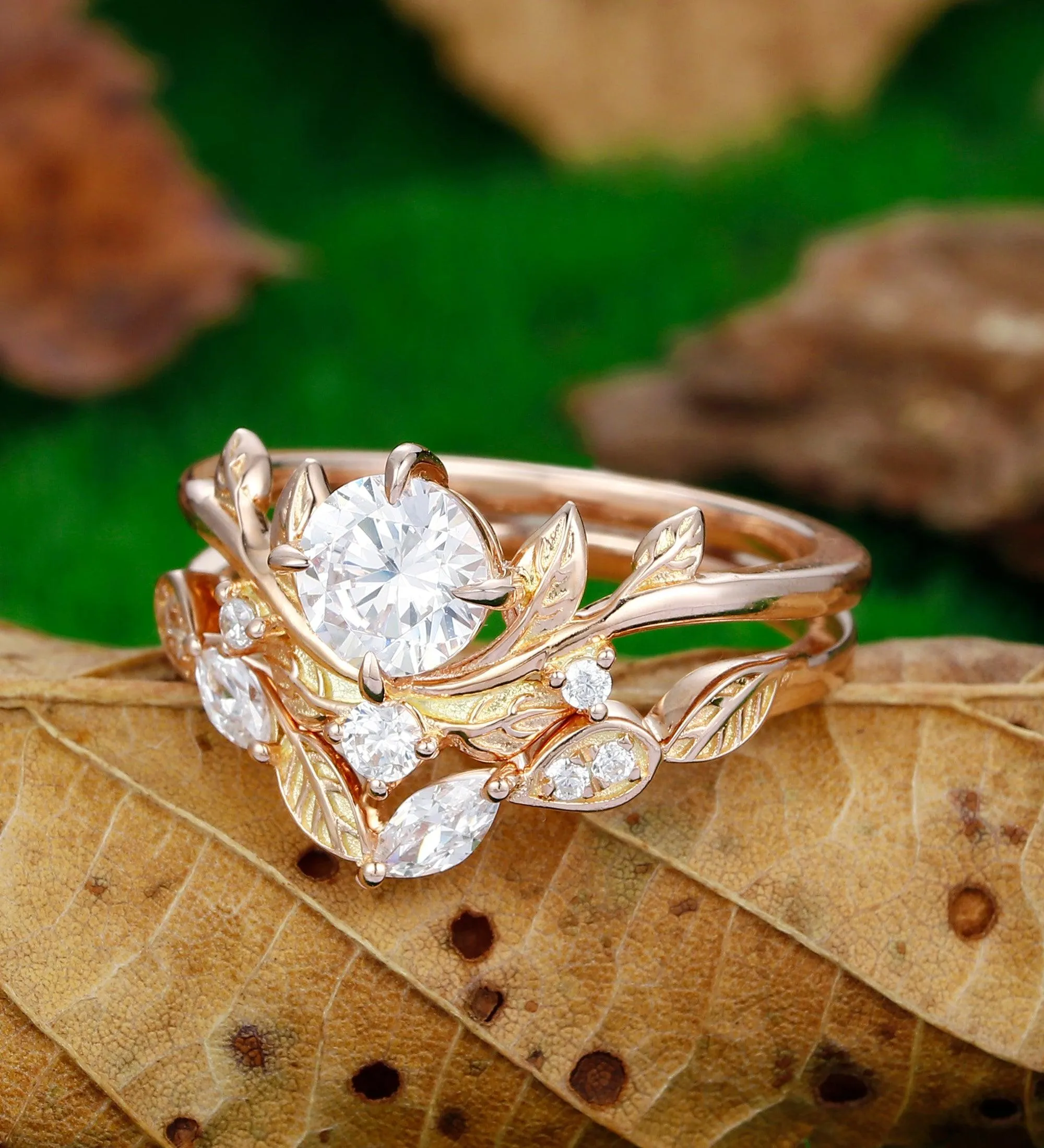 Art Deco Round Shaped  0.8CT   Moissanite  Leaf Curved Engagement Ring Set