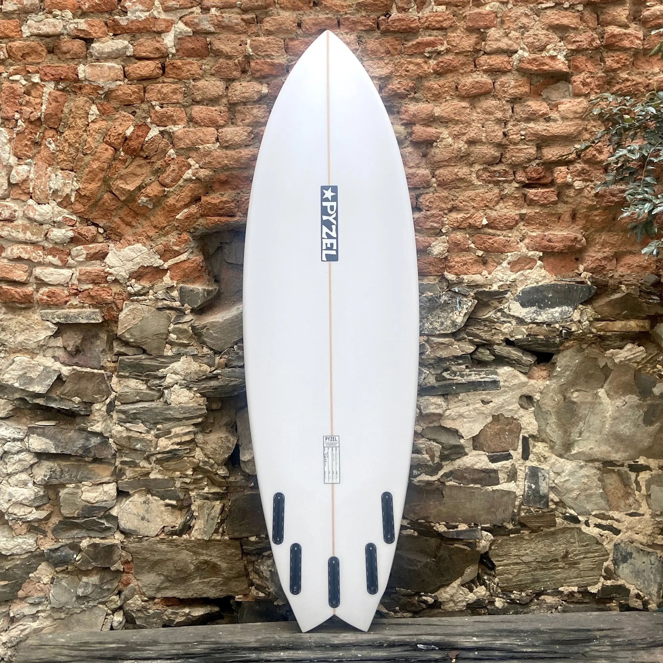 ASTRO POP XL  5'11   20 7/8   2 11/16   36.4L
