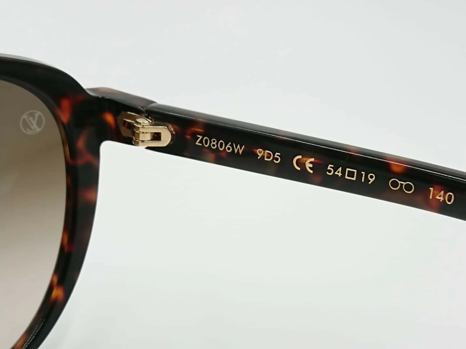 Ava Dark Tortoise W Sunglasses