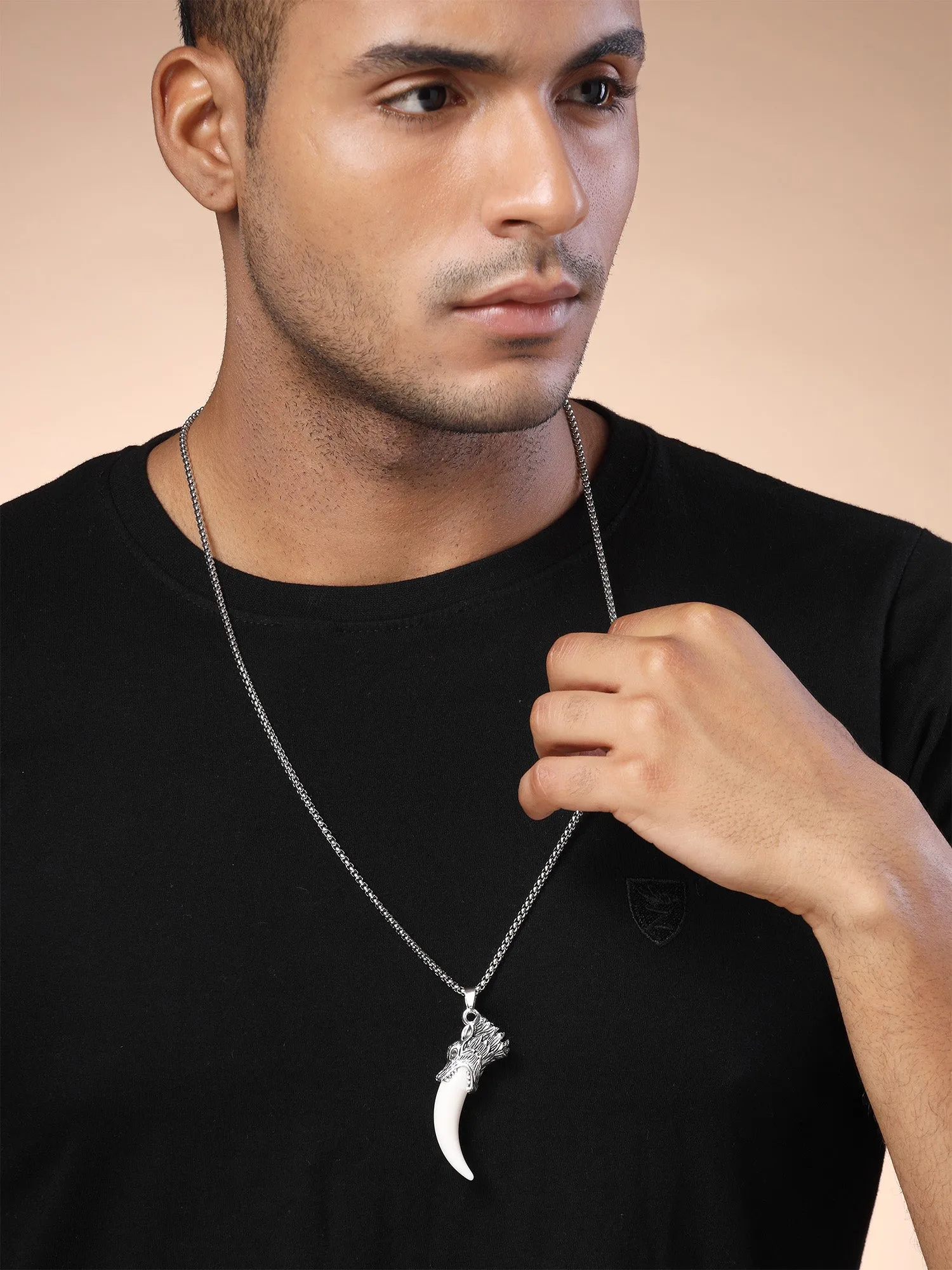 Bohey by KARATCART Silver Plated Wolf Tooth Metal Chain Pendant for Men