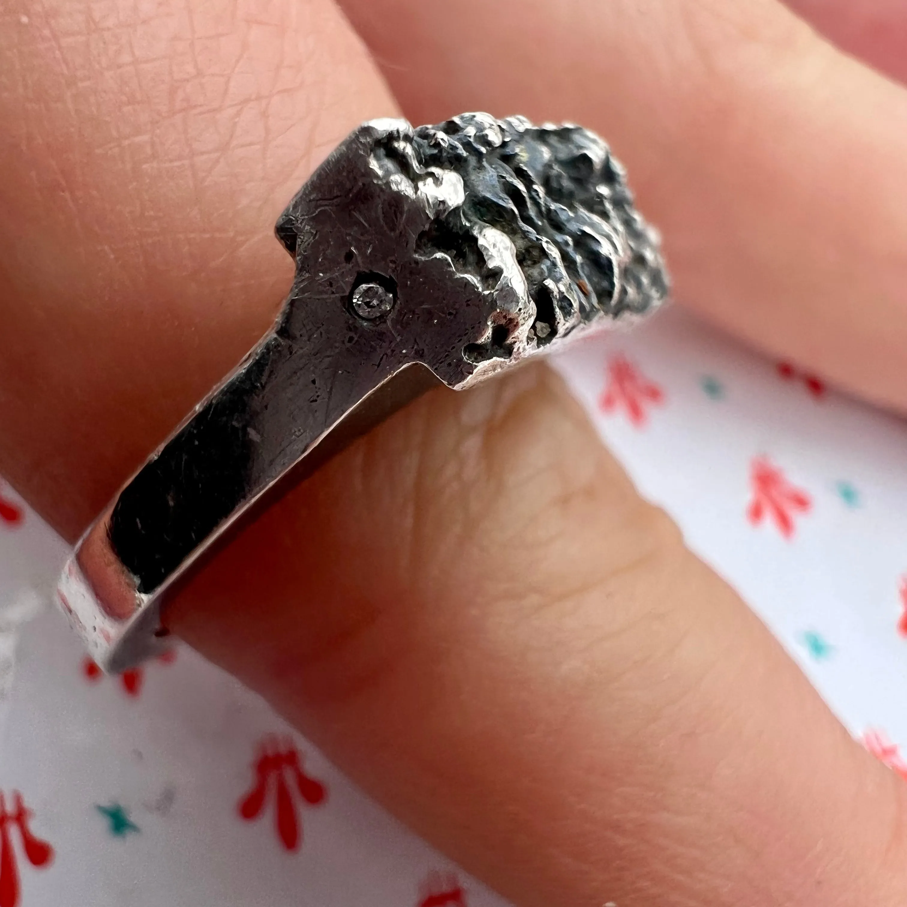 Bold Barnacle Cave Pave Ring Major