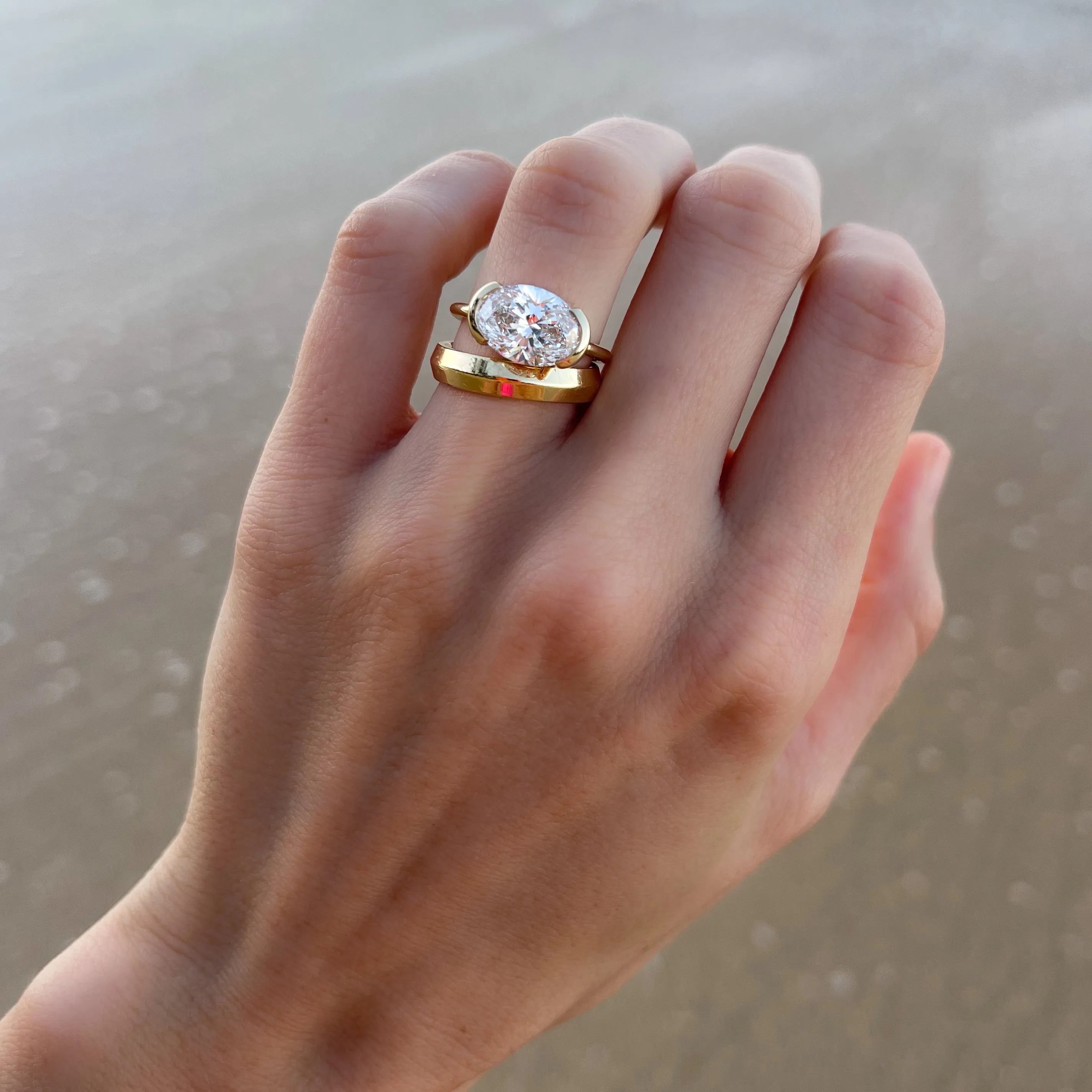 Butter Knife Edge Ring (4mm)