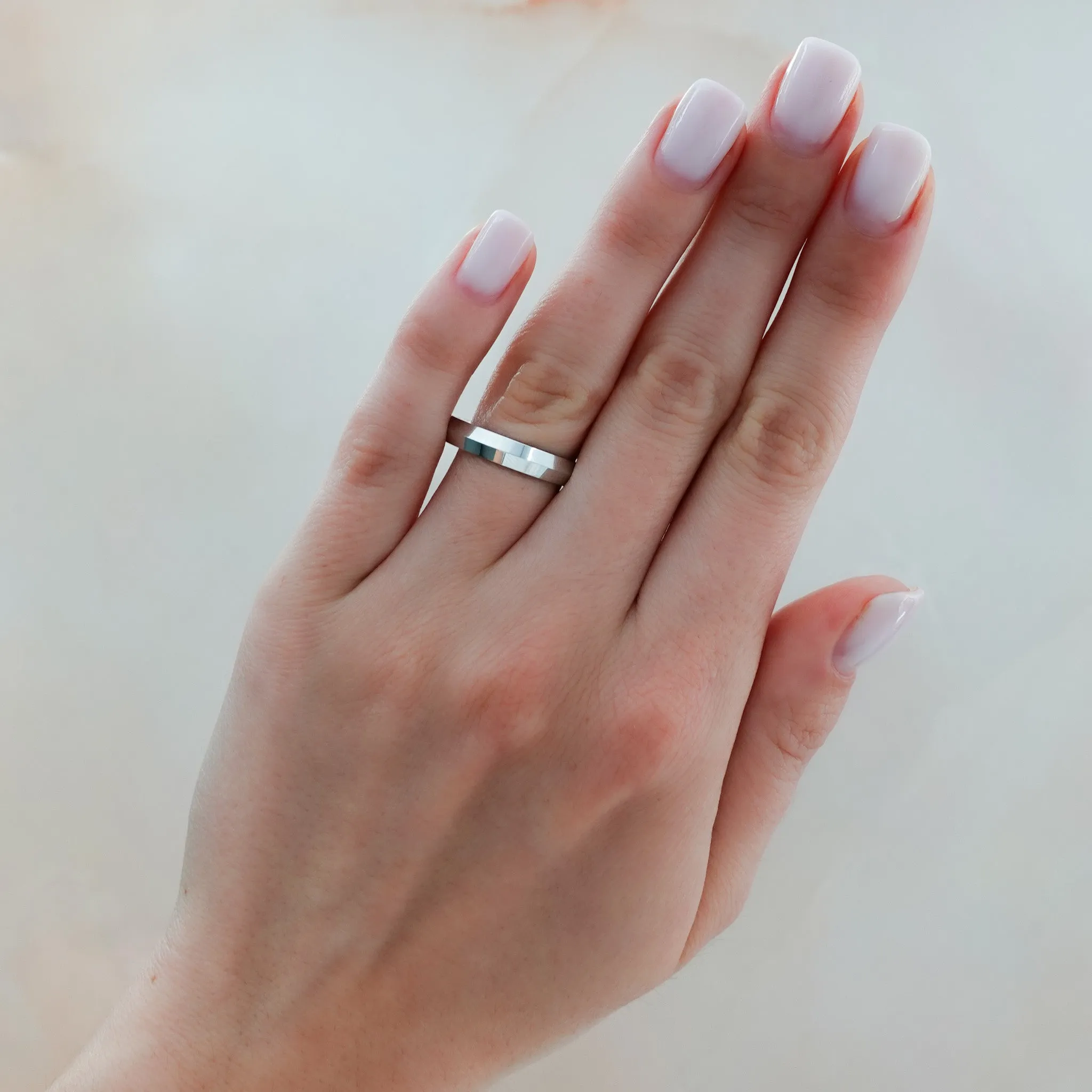 Butter Knife Edge Ring (4mm)
