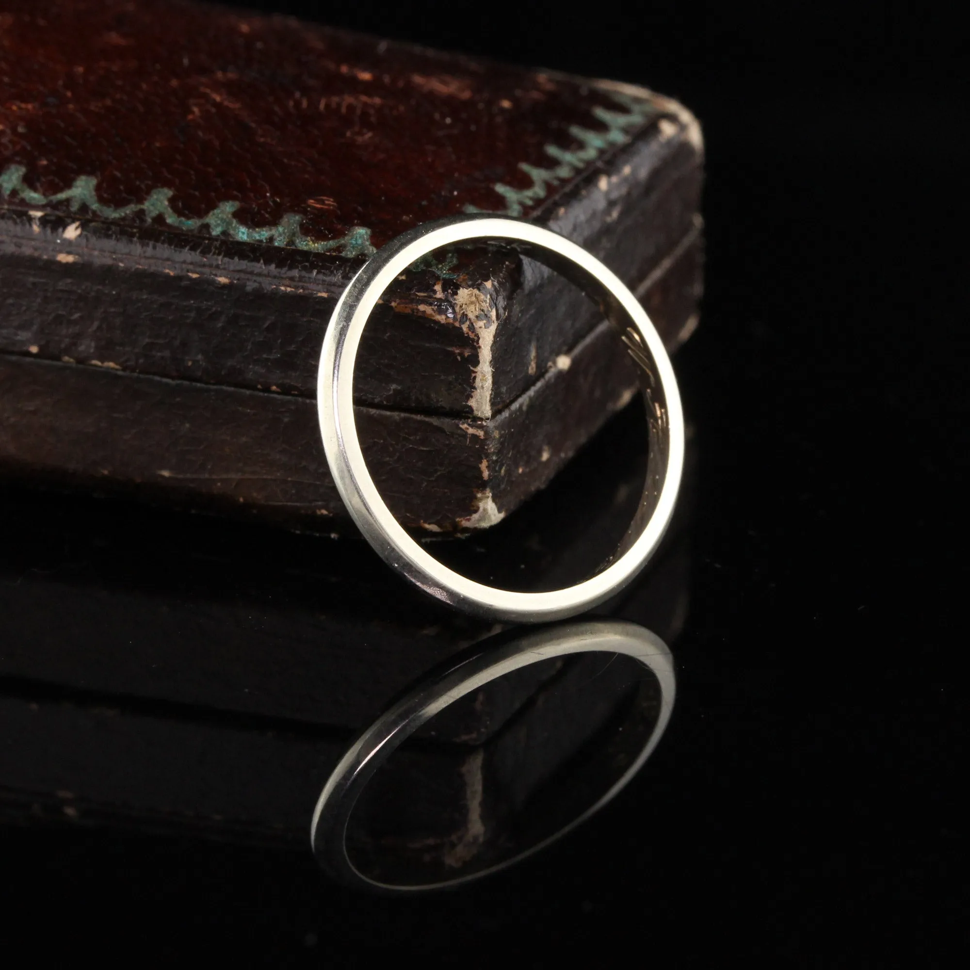 Circa 1957 - Vintage Estate 14K White Gold Wedding Band - Size 6.5