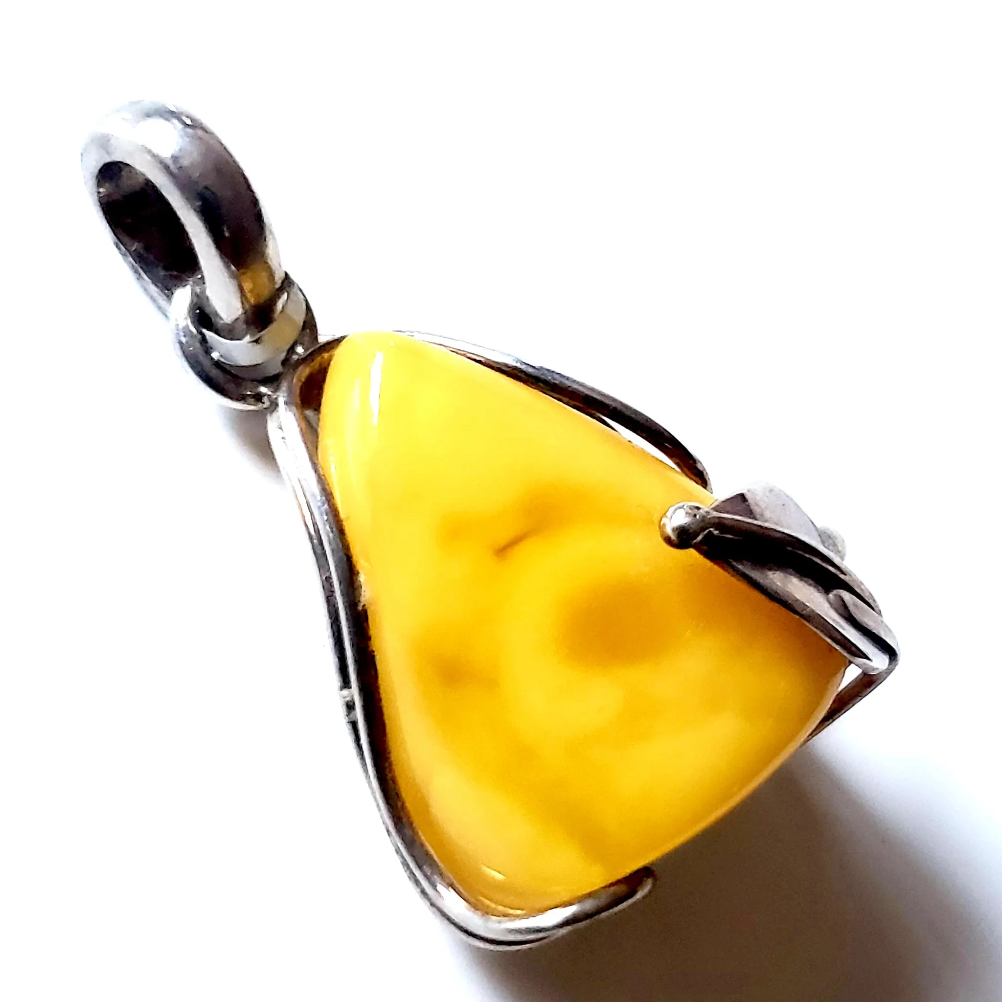 Classic Butterscotch Amber Pendant