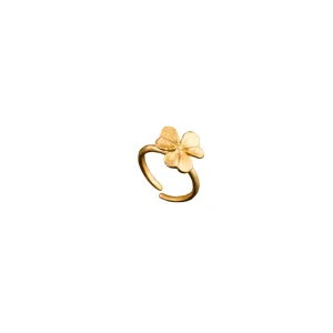 Clover Ring