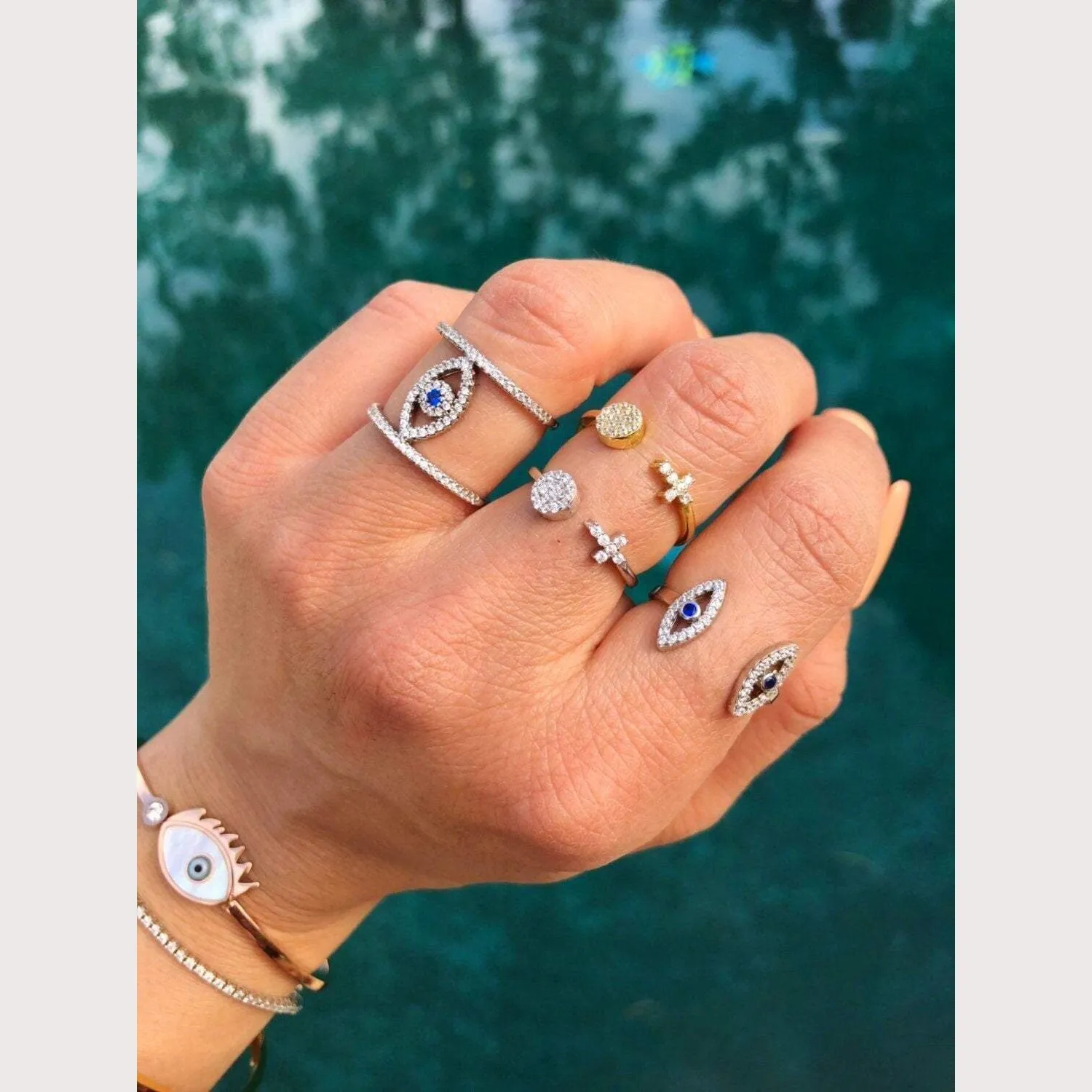 Cross Disc Ring