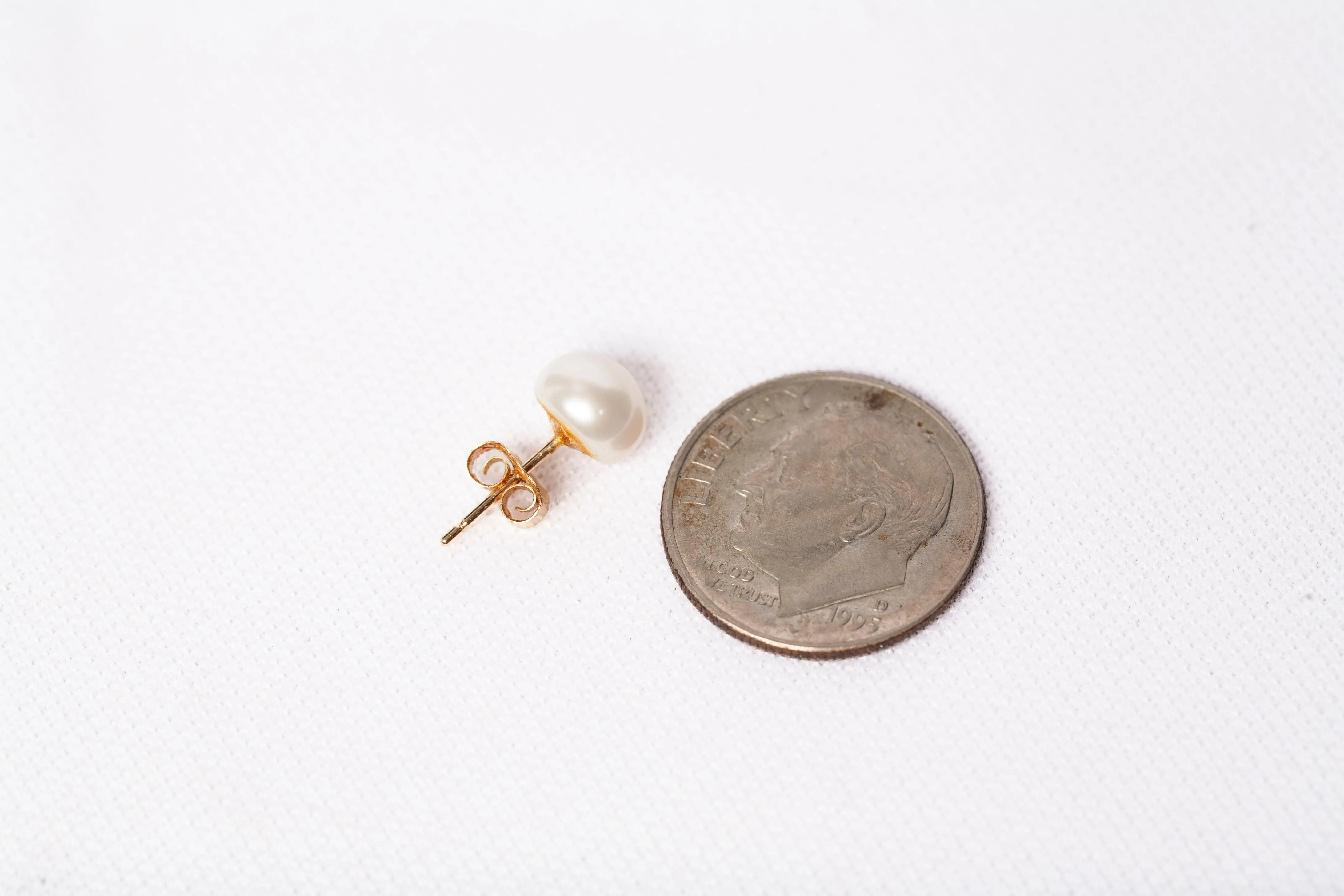 Dainty 14k Yellow Gold Pearl Stud Earrings