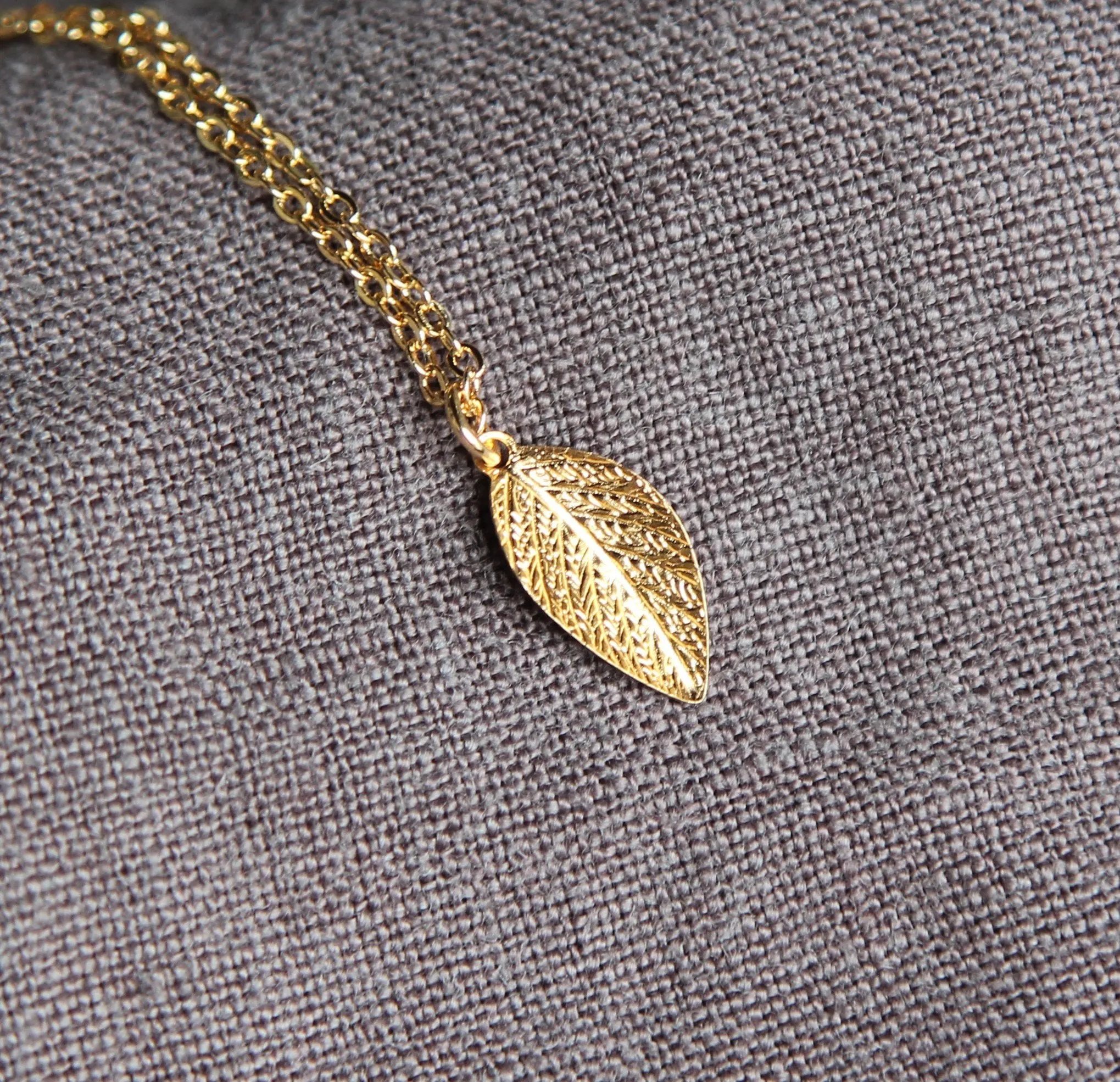 Dainty Gold Leaf Necklace, 14kt Gold Fill Nature Jewelry