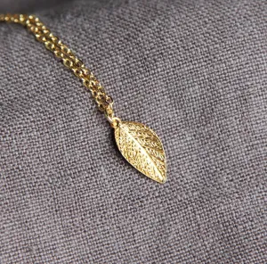 Dainty Gold Leaf Necklace, 14kt Gold Fill Nature Jewelry