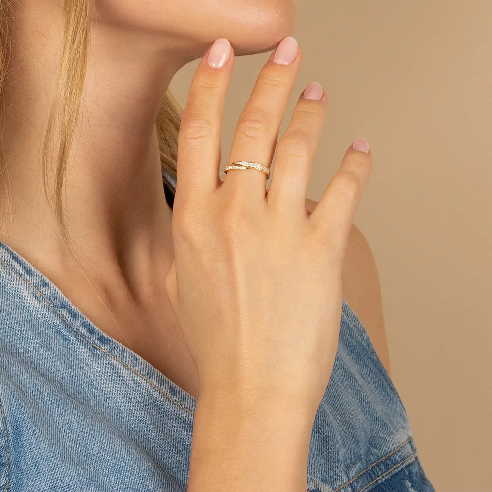 Graduated Pavé Claw Wrap Ring