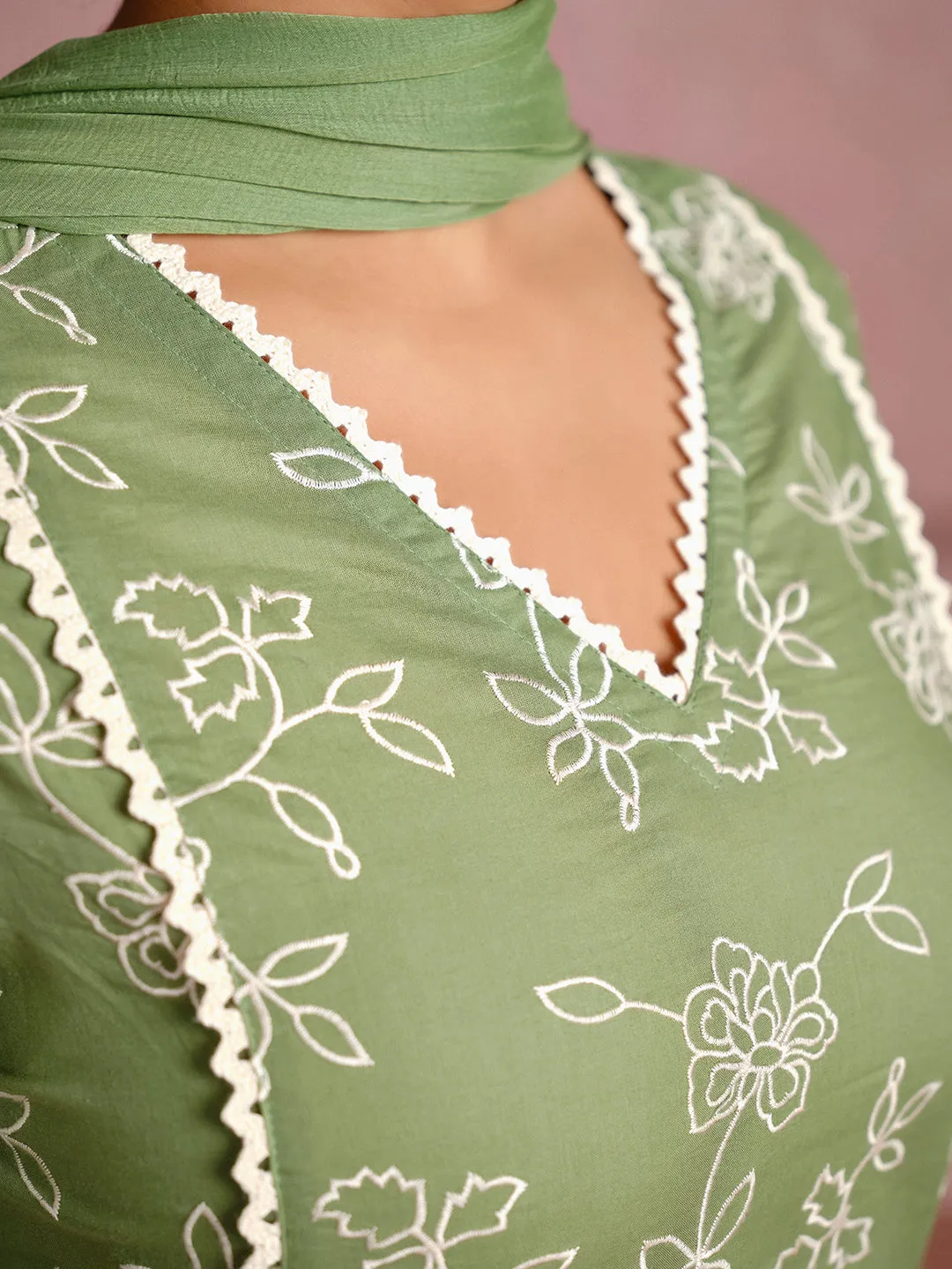 Green Floral Embroidered Cotton Kurta Set With Dupatta
