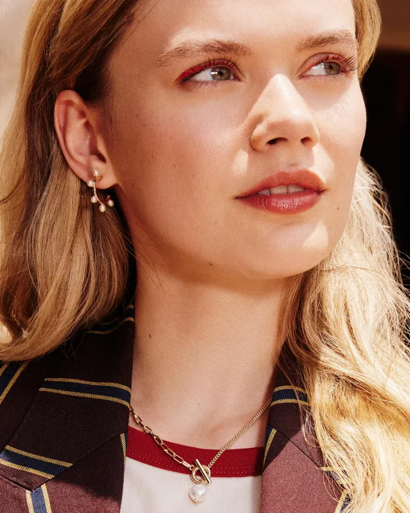 Kendra Scott Leighton Pearl Huggie Earrings