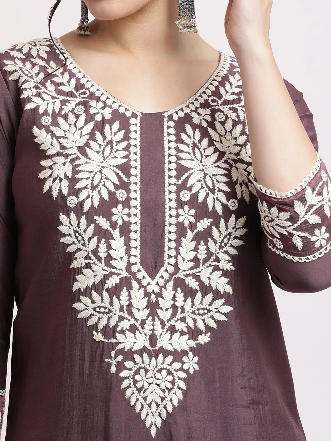 Lavender Floral Embroidered Festive Kurta Set With Dupatta