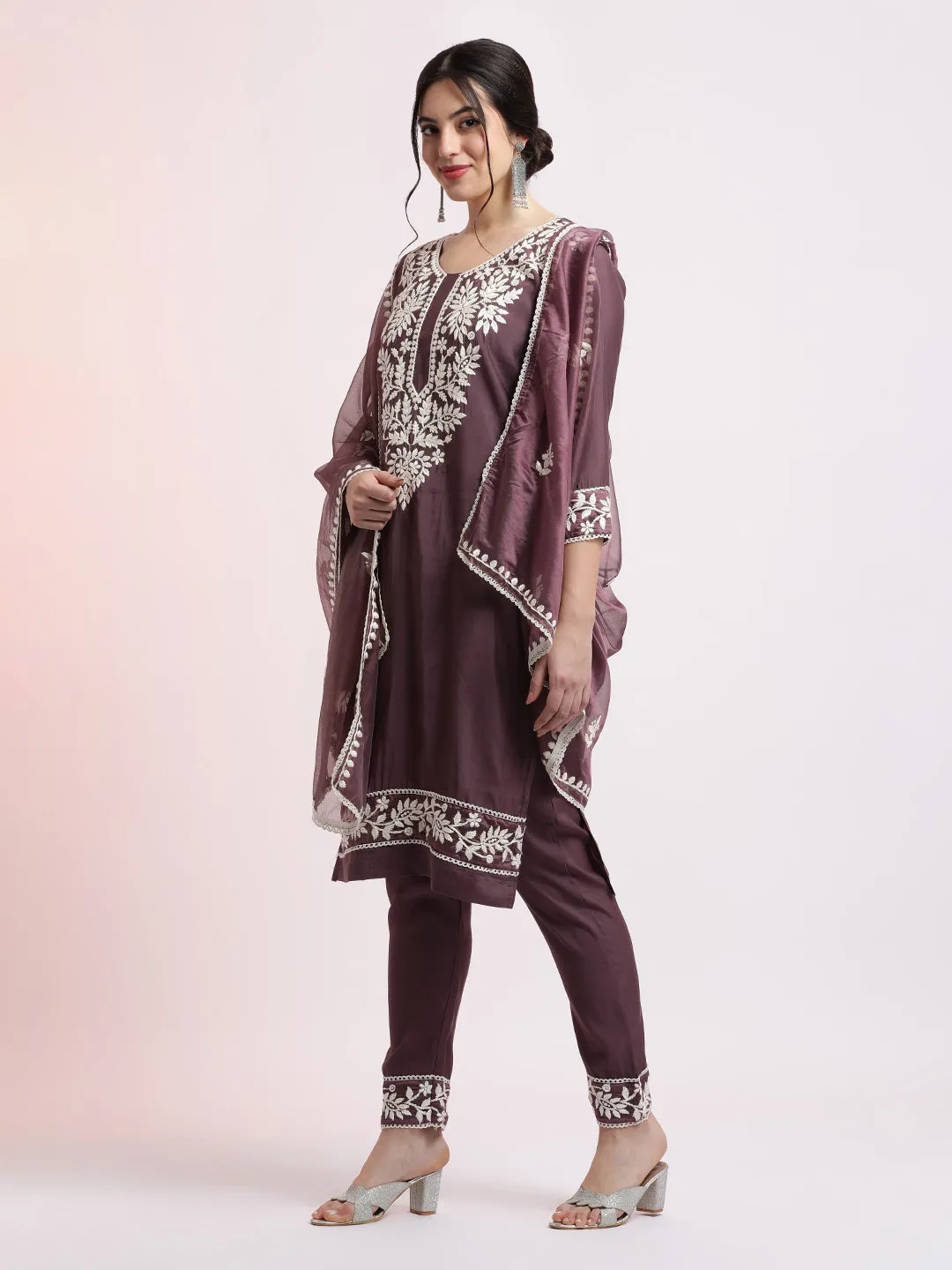 Lavender Floral Embroidered Festive Kurta Set With Dupatta