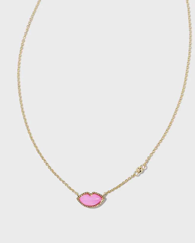 LIPS PENDANT NECKLACE