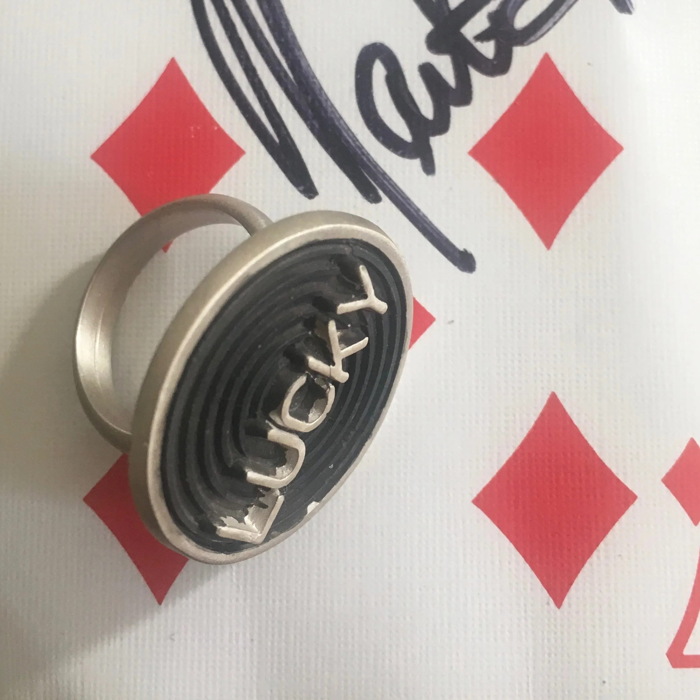 LUCKY Ring