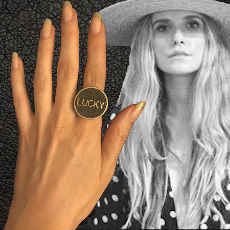 LUCKY Ring