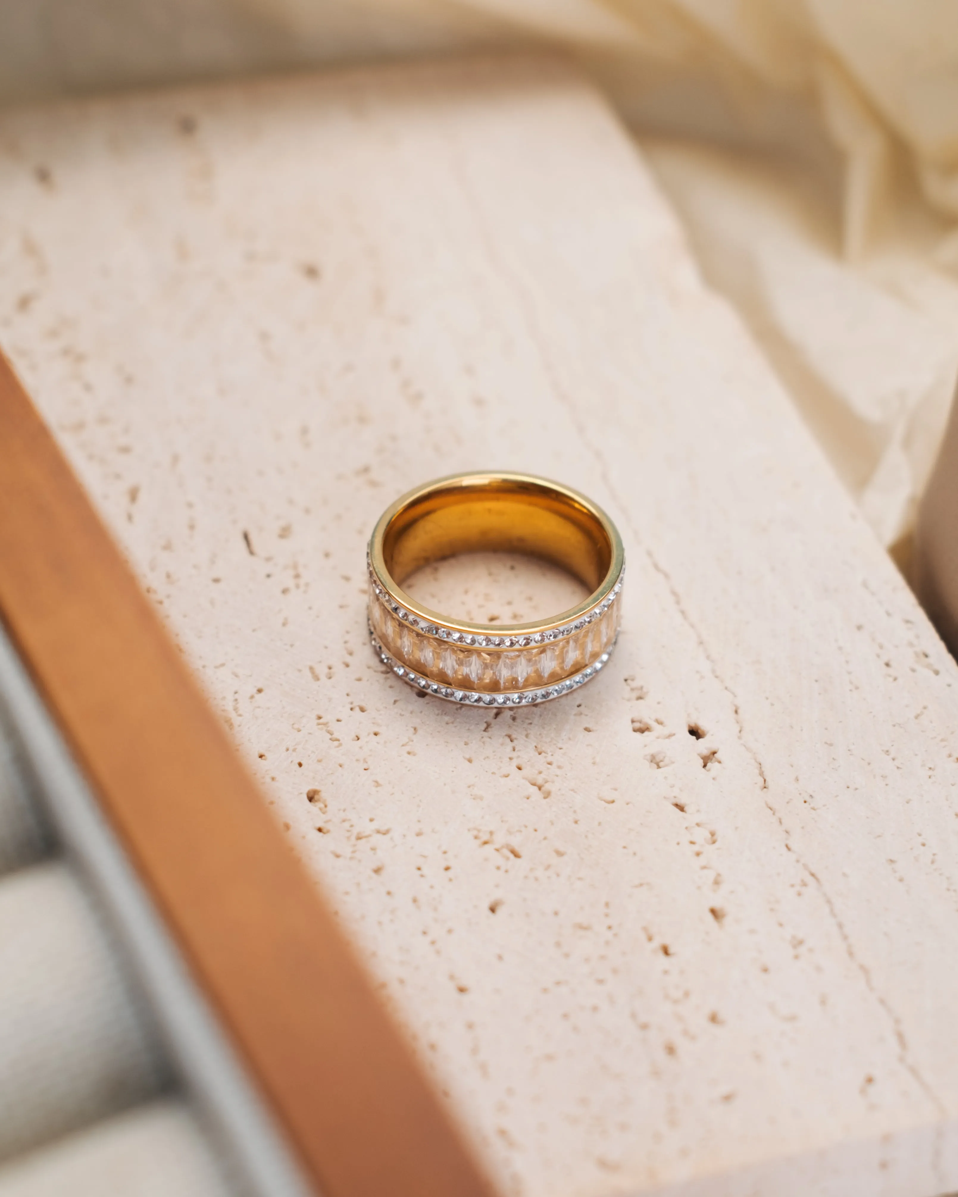 Pavé Diamond Bold Ring