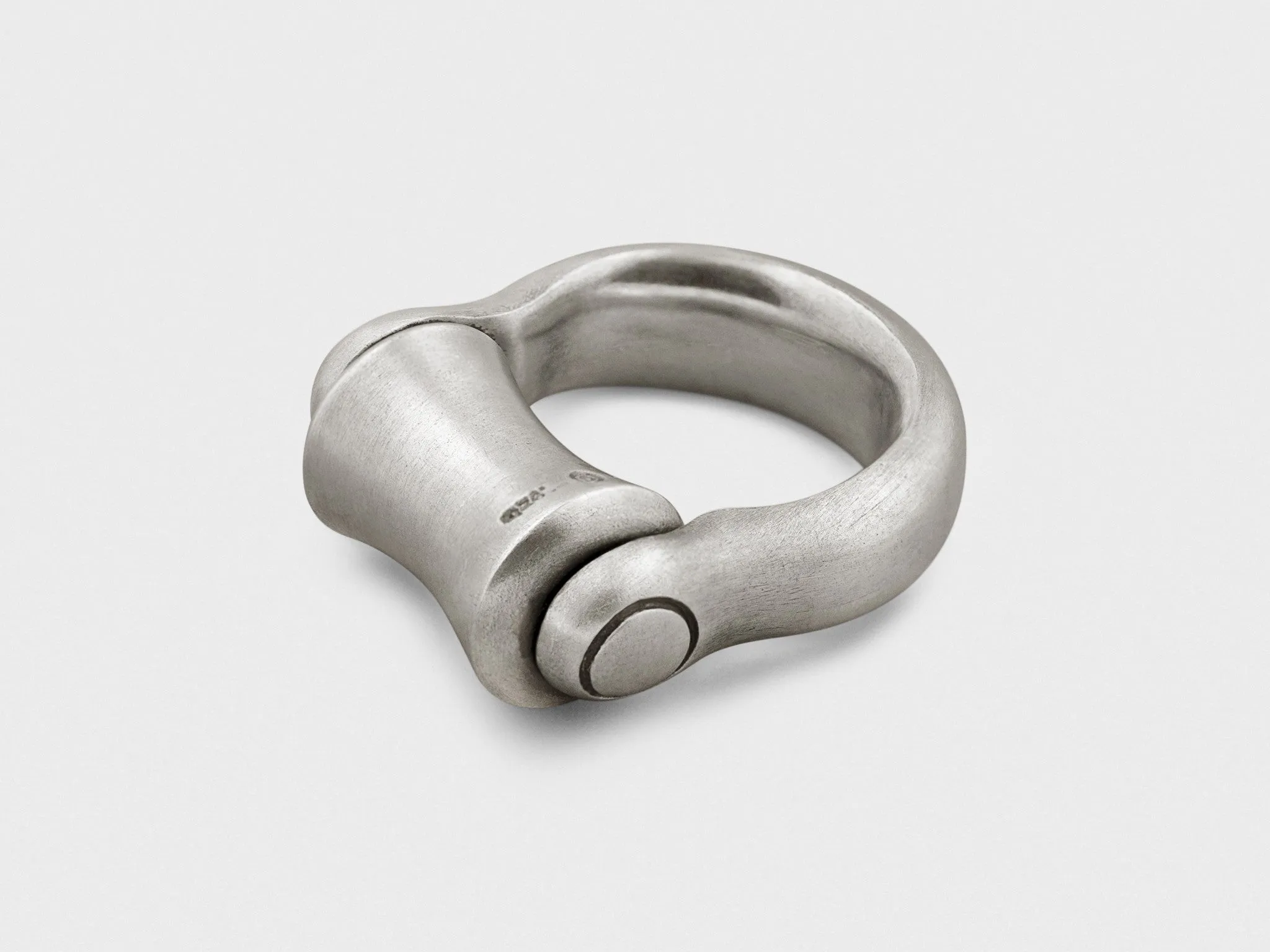 "Roller" Ring in Sterling Silver