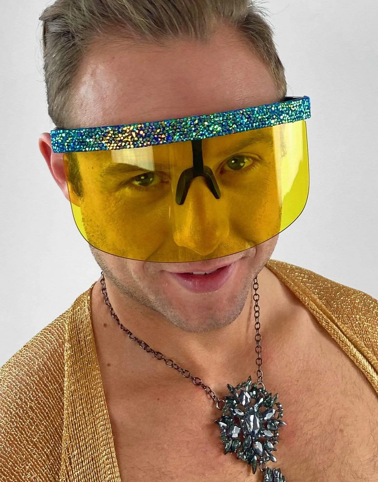 Razzle Visor in Baywatch