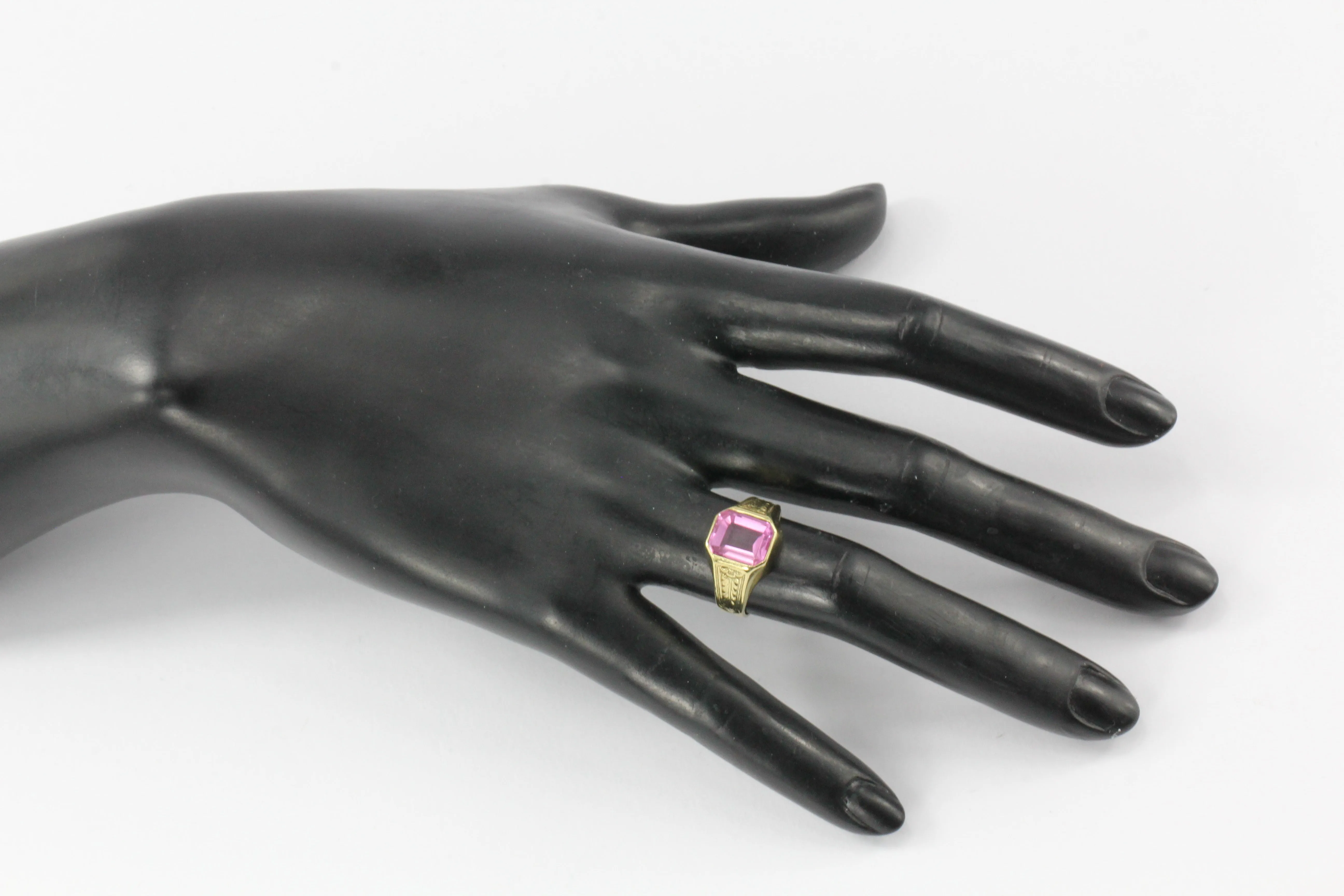 Retro 10K Yellow Gold Pink Sapphire Ring Size 7