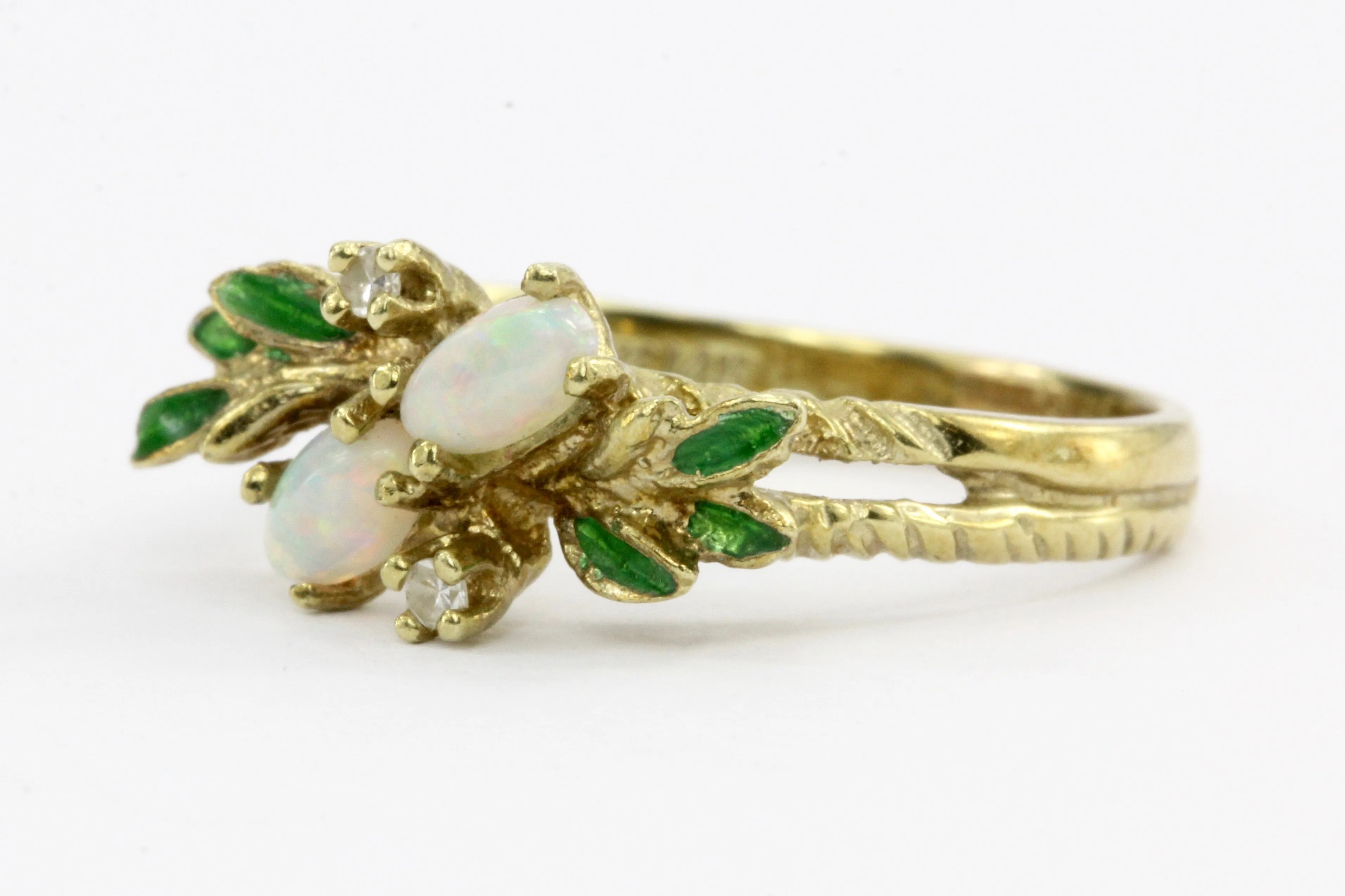Retro 14K Gold Opal Diamond & Enamel Leaf Ring C.1960's