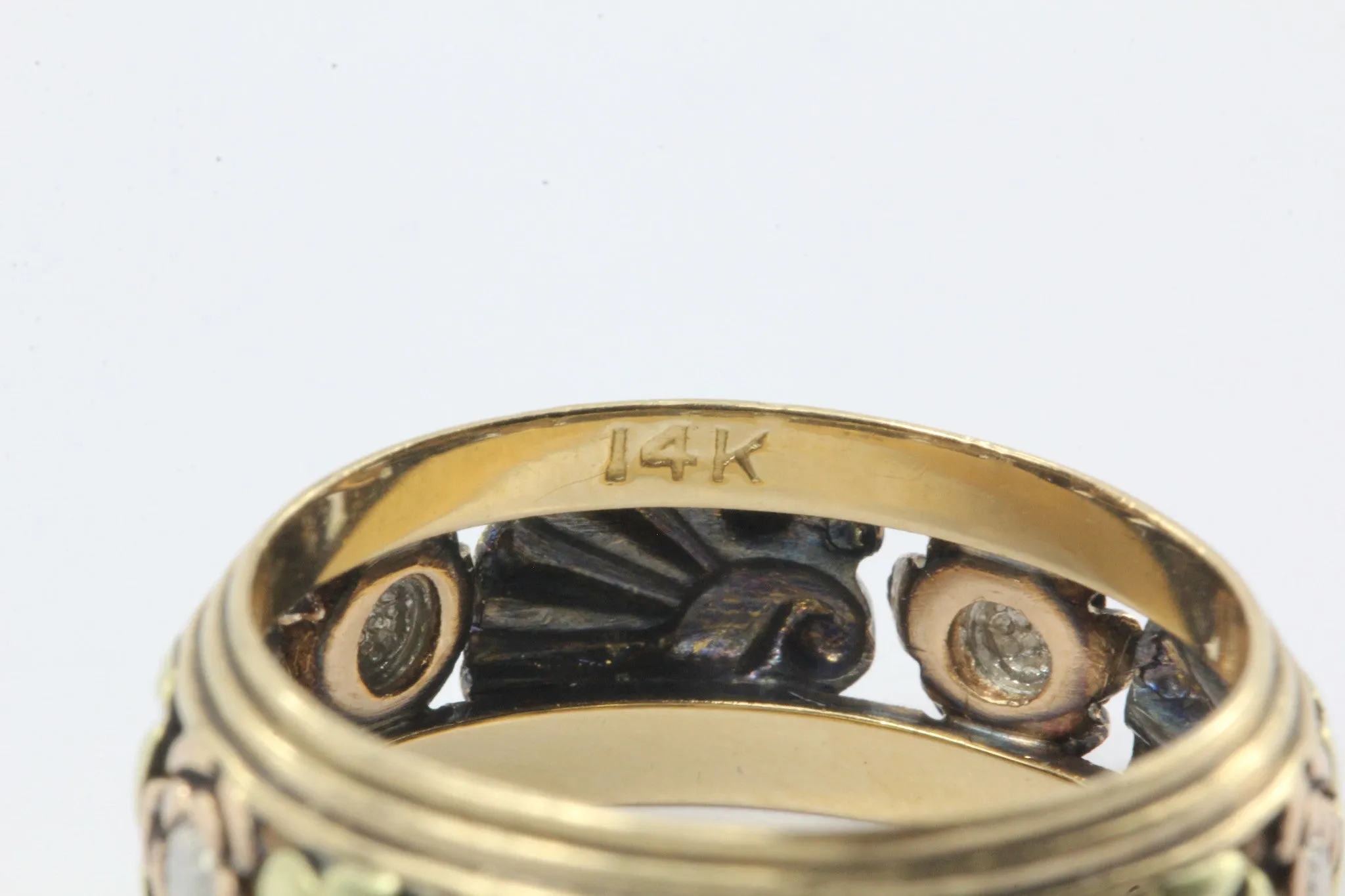 Retro 14K Multi-tone Tricolor Gold Ring Band c.1940s