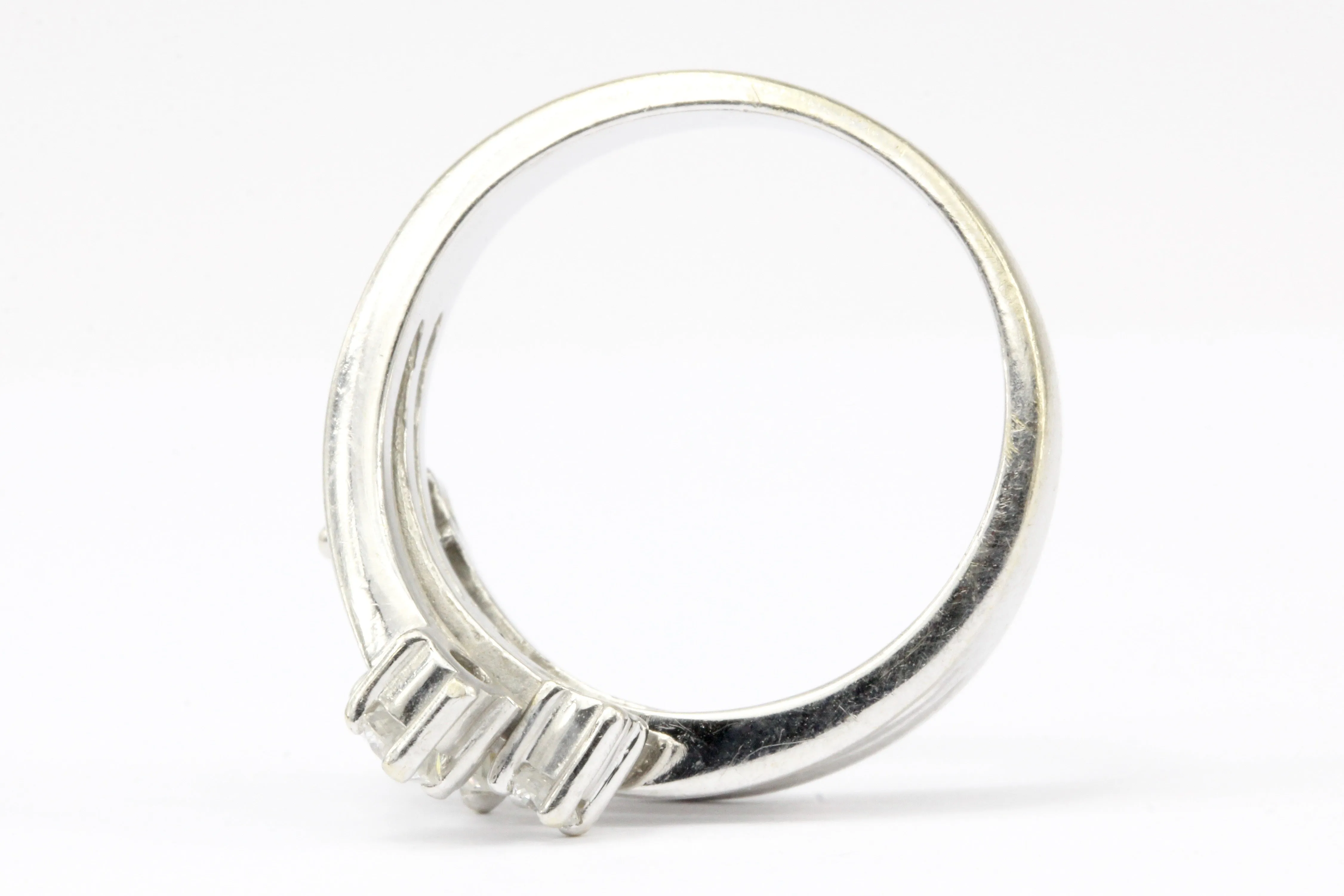 Retro 14K White Gold Diamond Cascade Ring