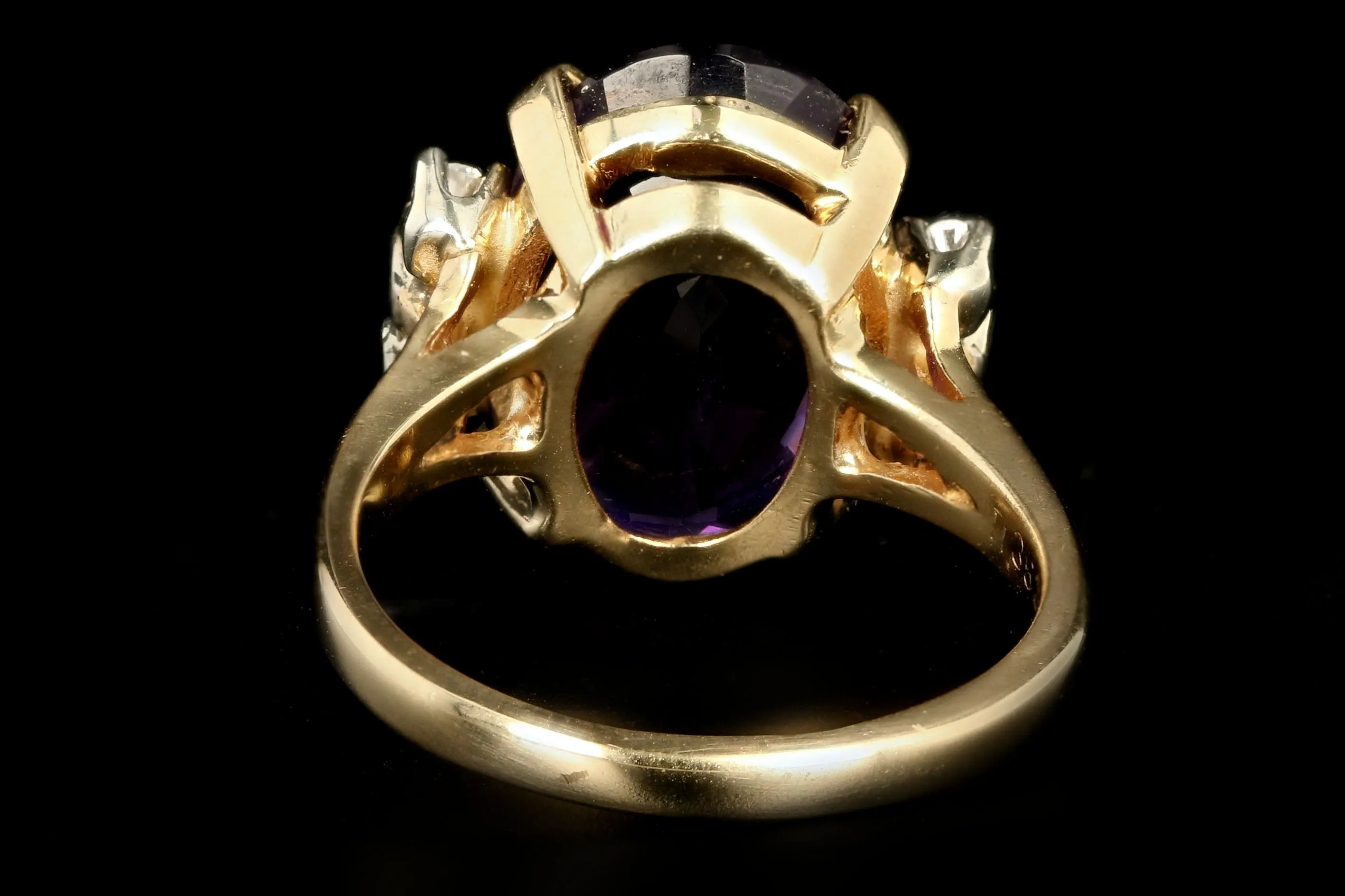 Retro 14K Yellow Gold 5.5 Carat Oval Amethyst & Diamond Ring