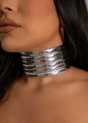 Retro Babe Metallic Choker Silver