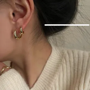 Retro Gold Hoop Earrings