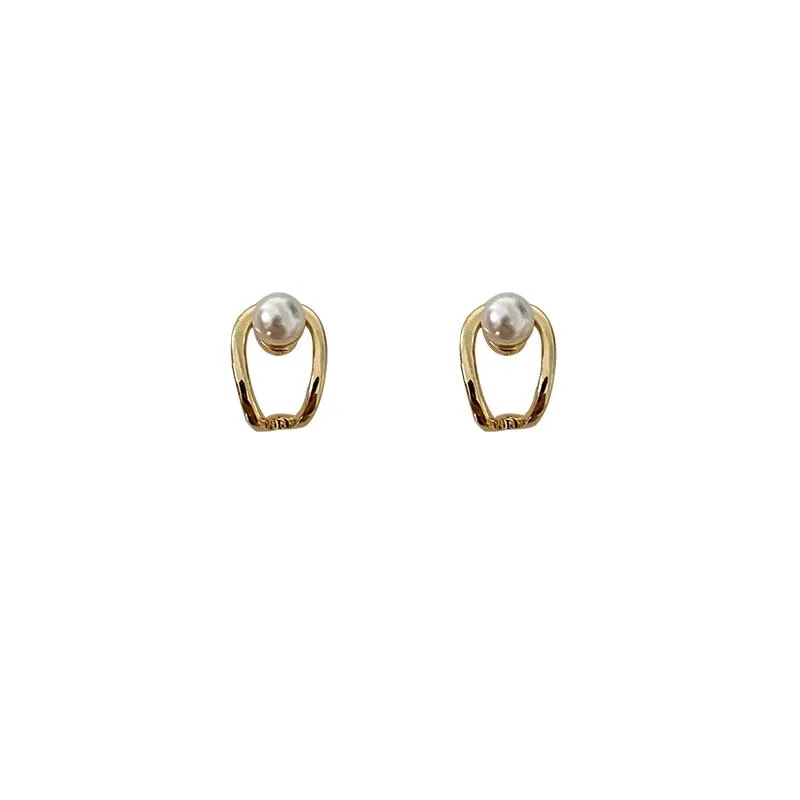 Retro Pearl Earrings