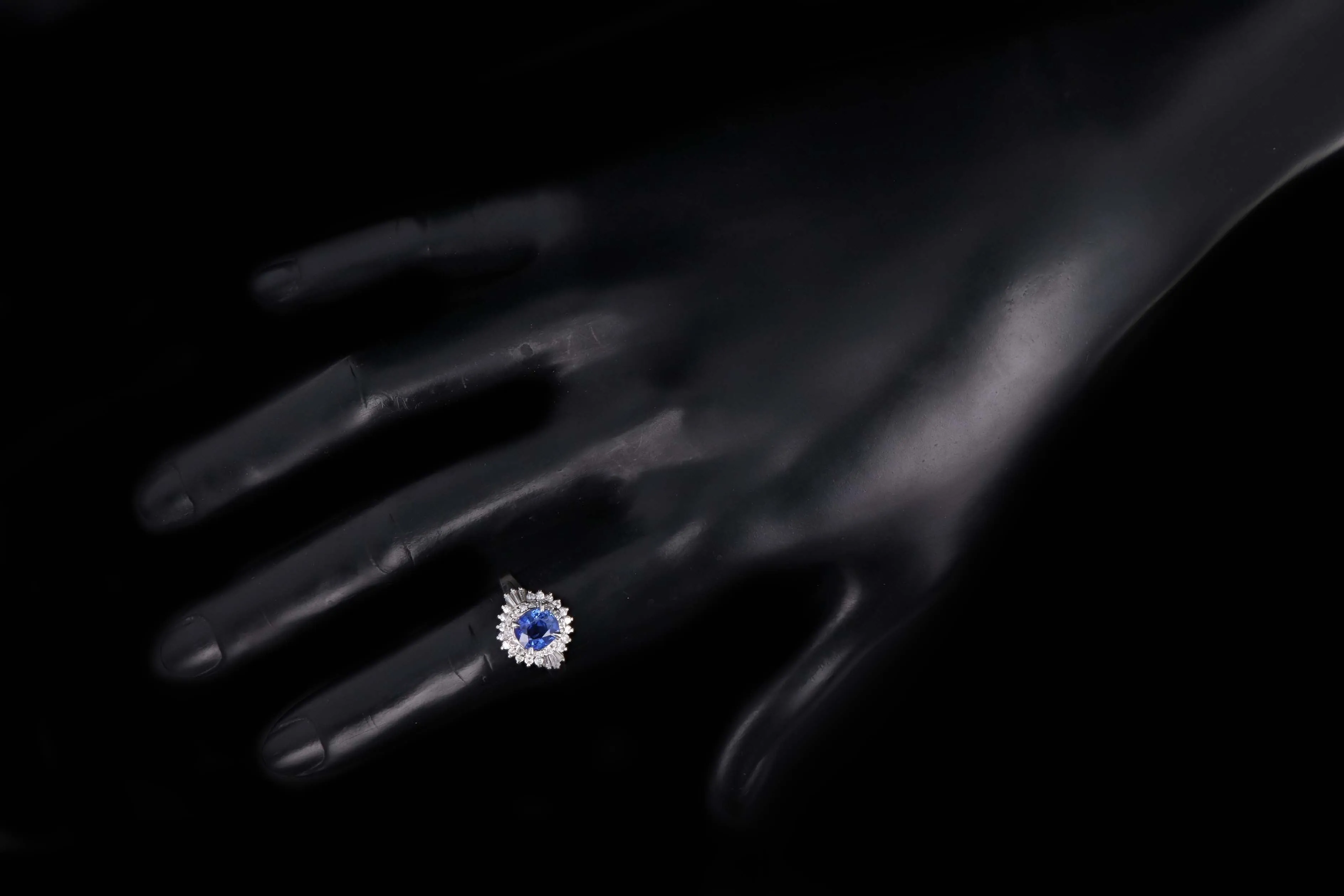 Retro Platinum 1.38 Carat Cushion Cut Natural Sapphire & Diamond Fan Ring