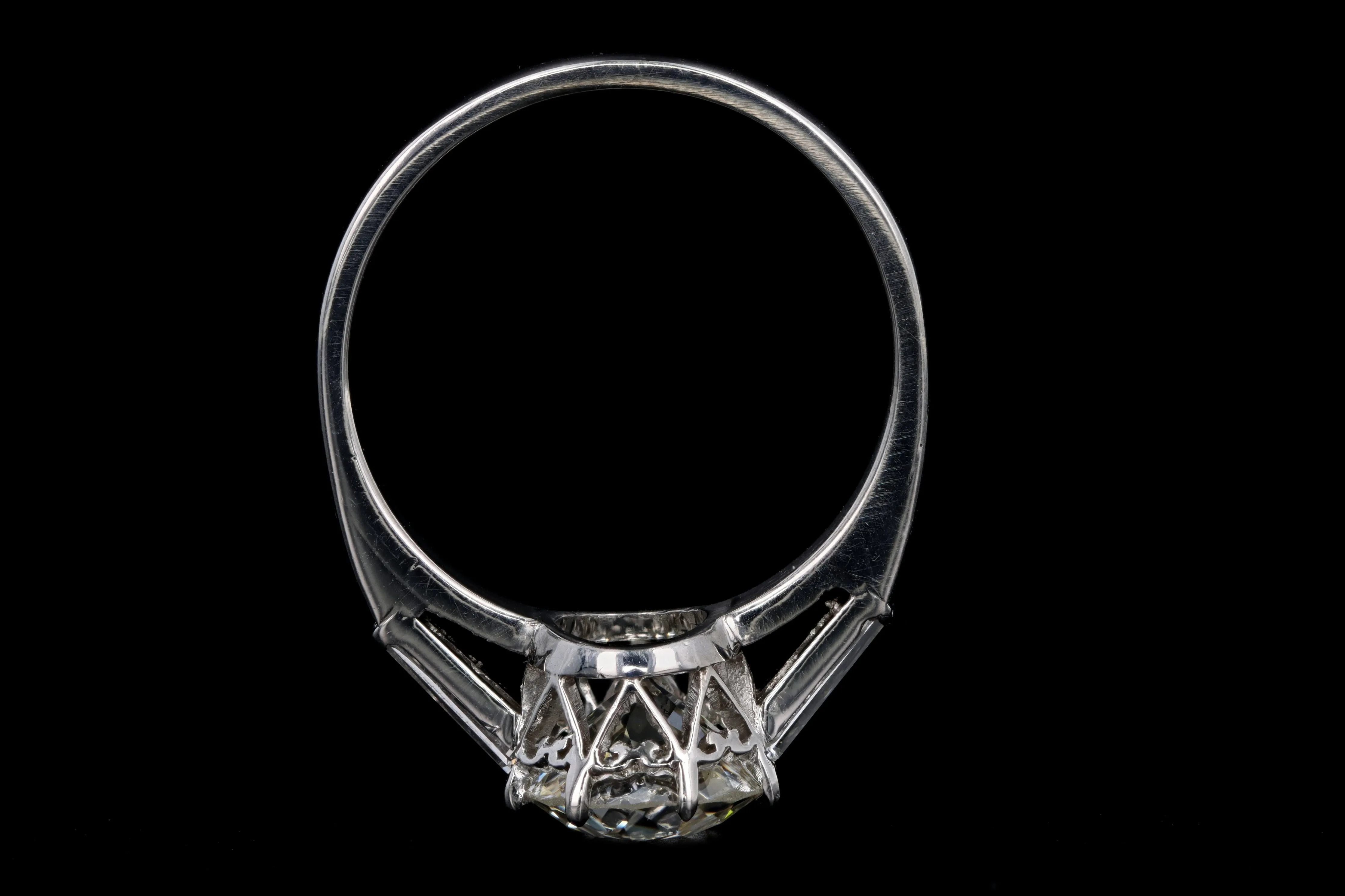 Retro Platinum 1.52 Carat Old European Cut Diamond & Tapered Baguette Diamond Engagement Ring