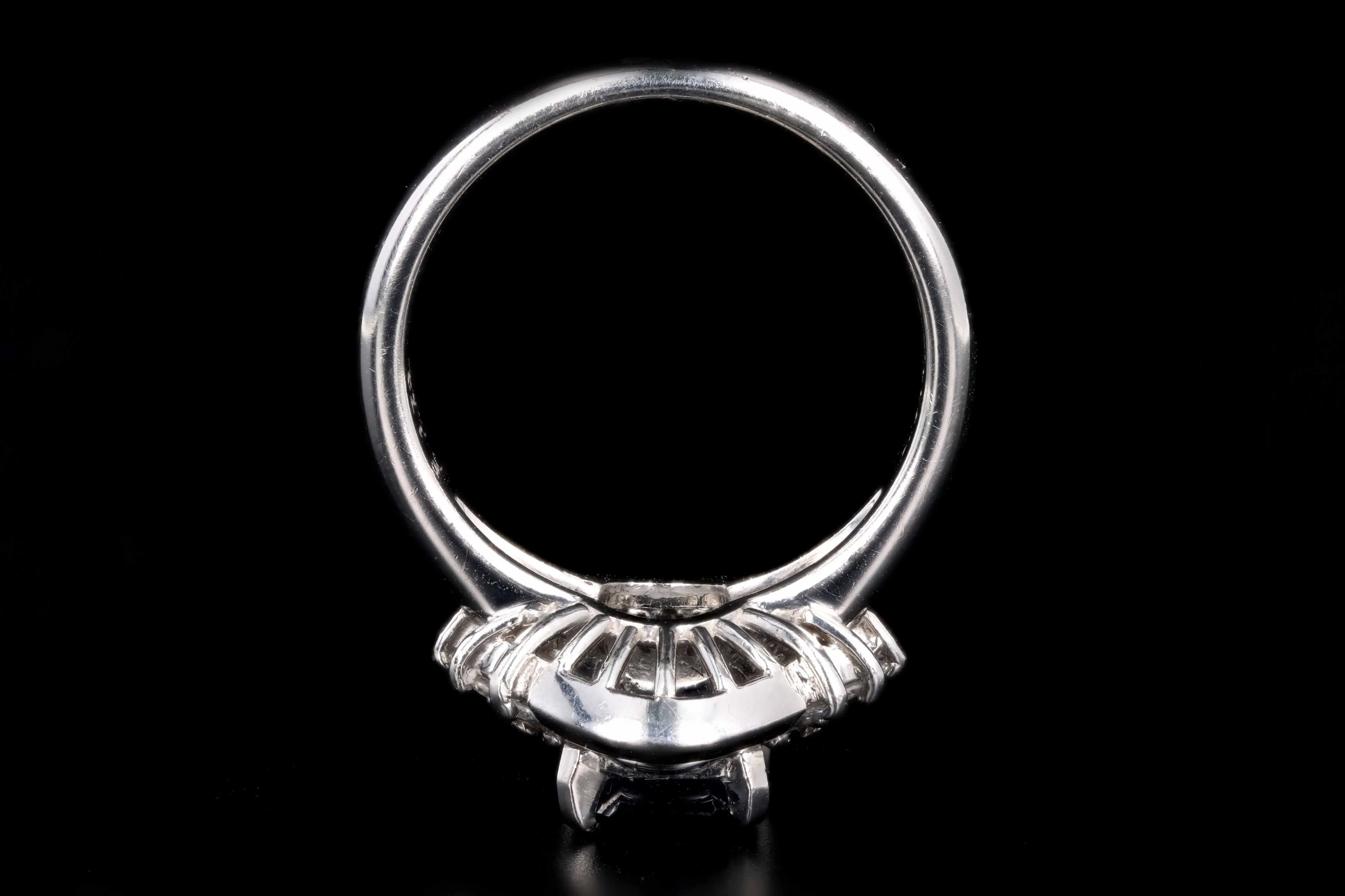 Retro Platinum 1.72 Carat Natural Sapphire & Baguette Diamond Ballerina Ring