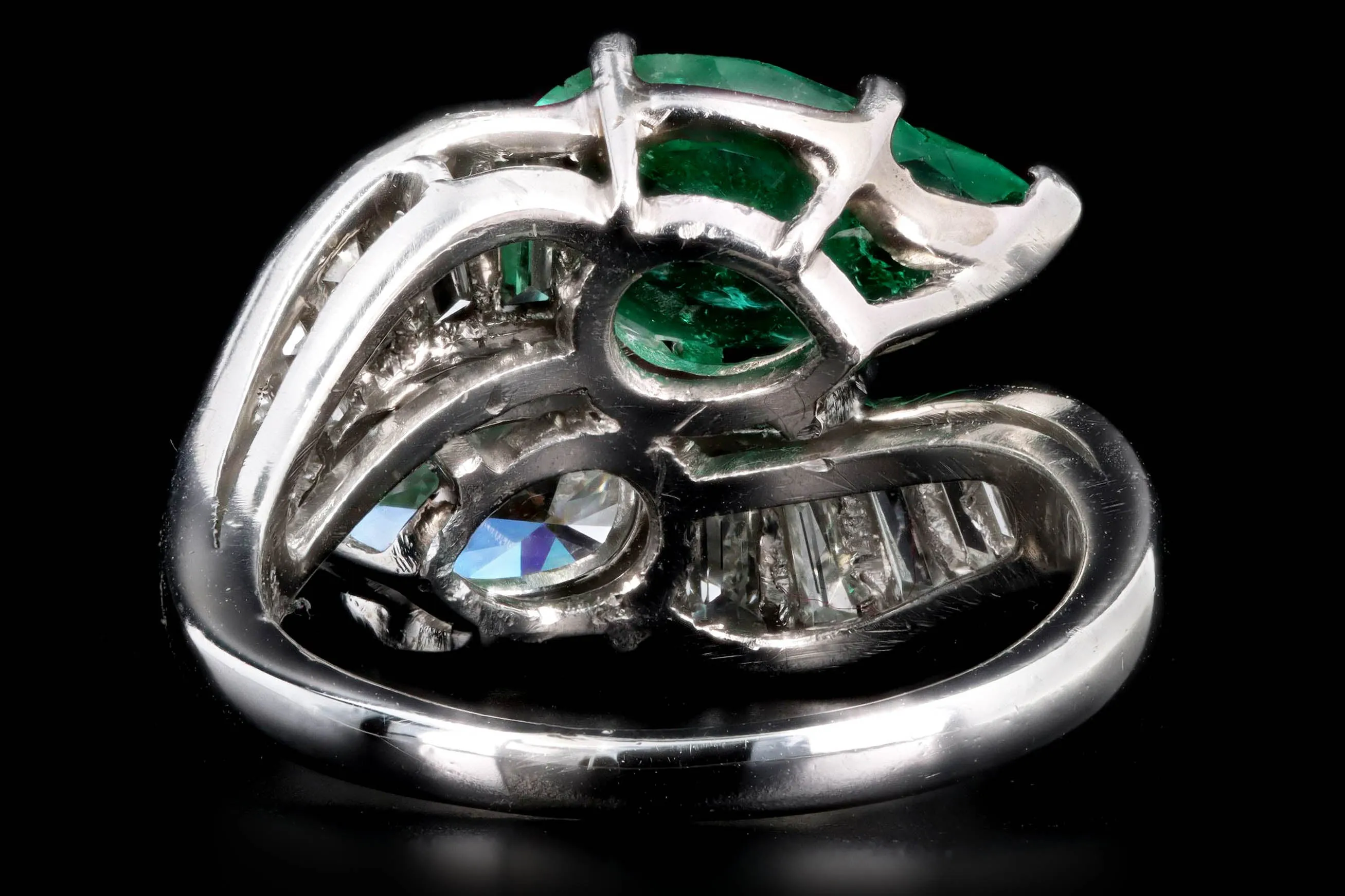 Retro Platinum 1.91 Carat Pear Diamond & 1.5 Carat Natural Emerald Toi Et Moi Ring GIA Certified