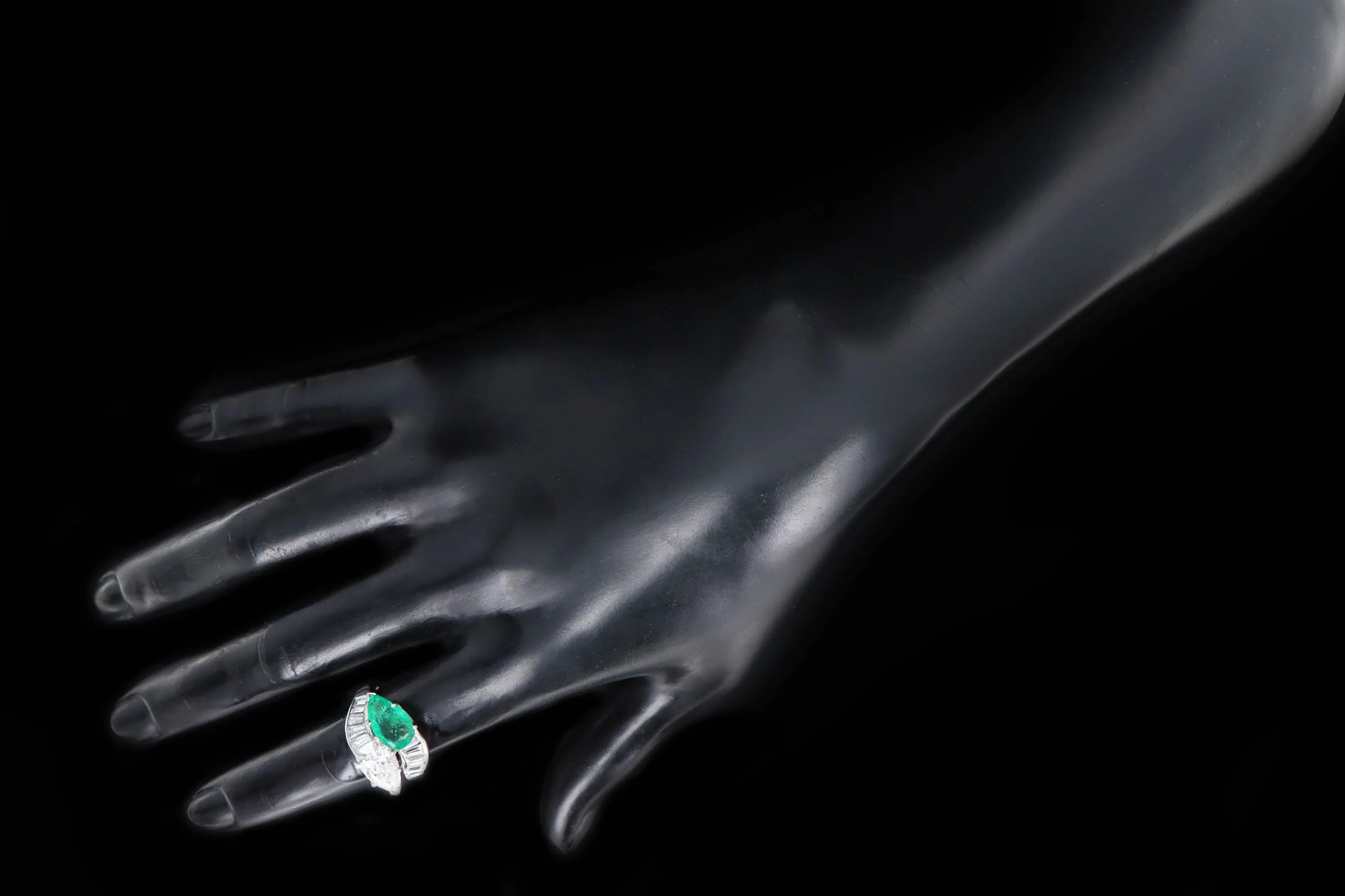 Retro Platinum 1.91 Carat Pear Diamond & 1.5 Carat Natural Emerald Toi Et Moi Ring GIA Certified