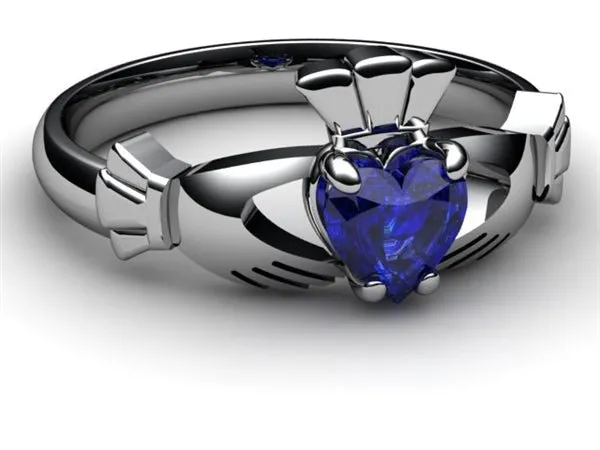 SAPPHIRE PLATINUM Claddagh Ring